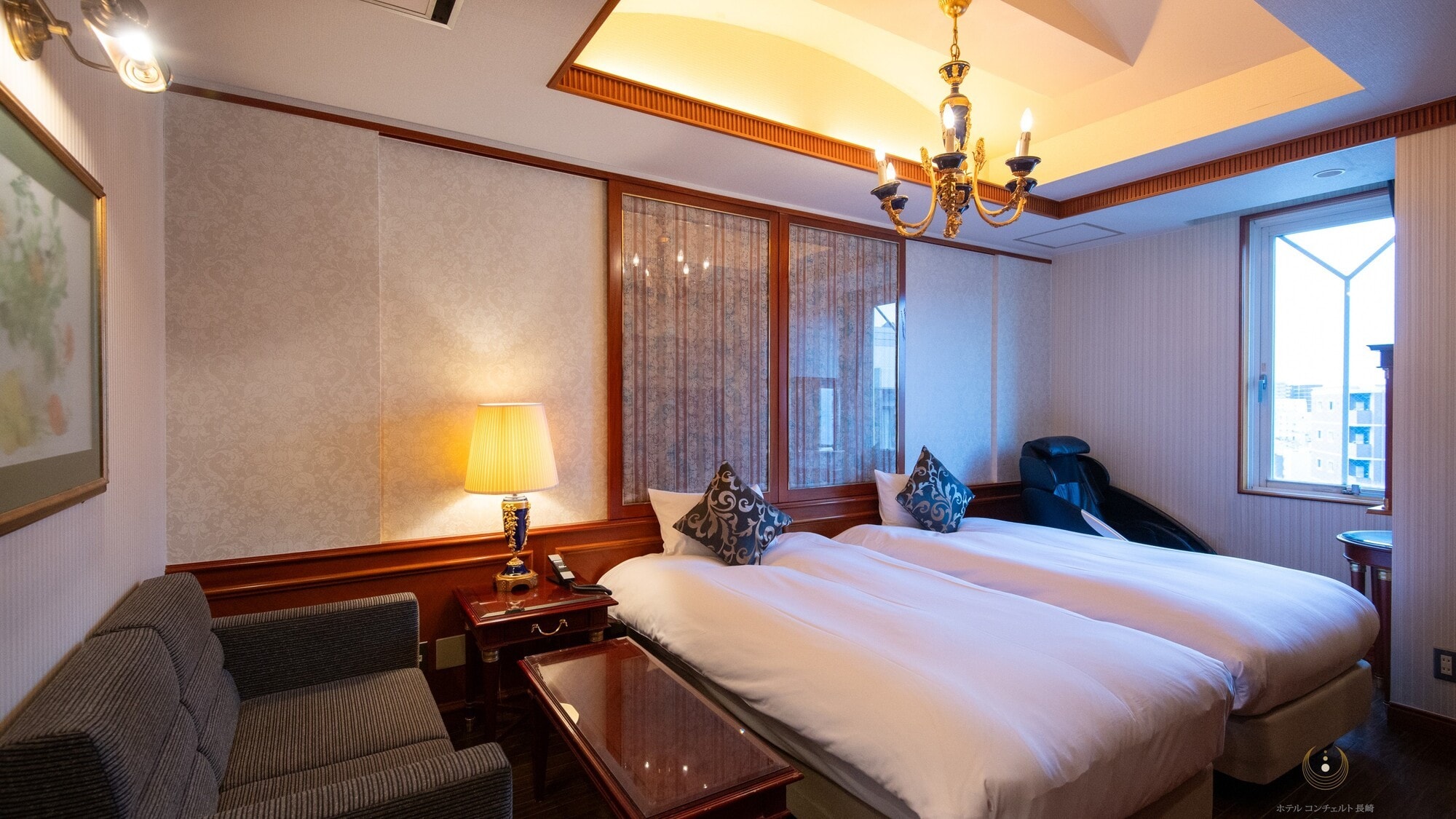 Tiêu chuẩn đôi_có ghế massage