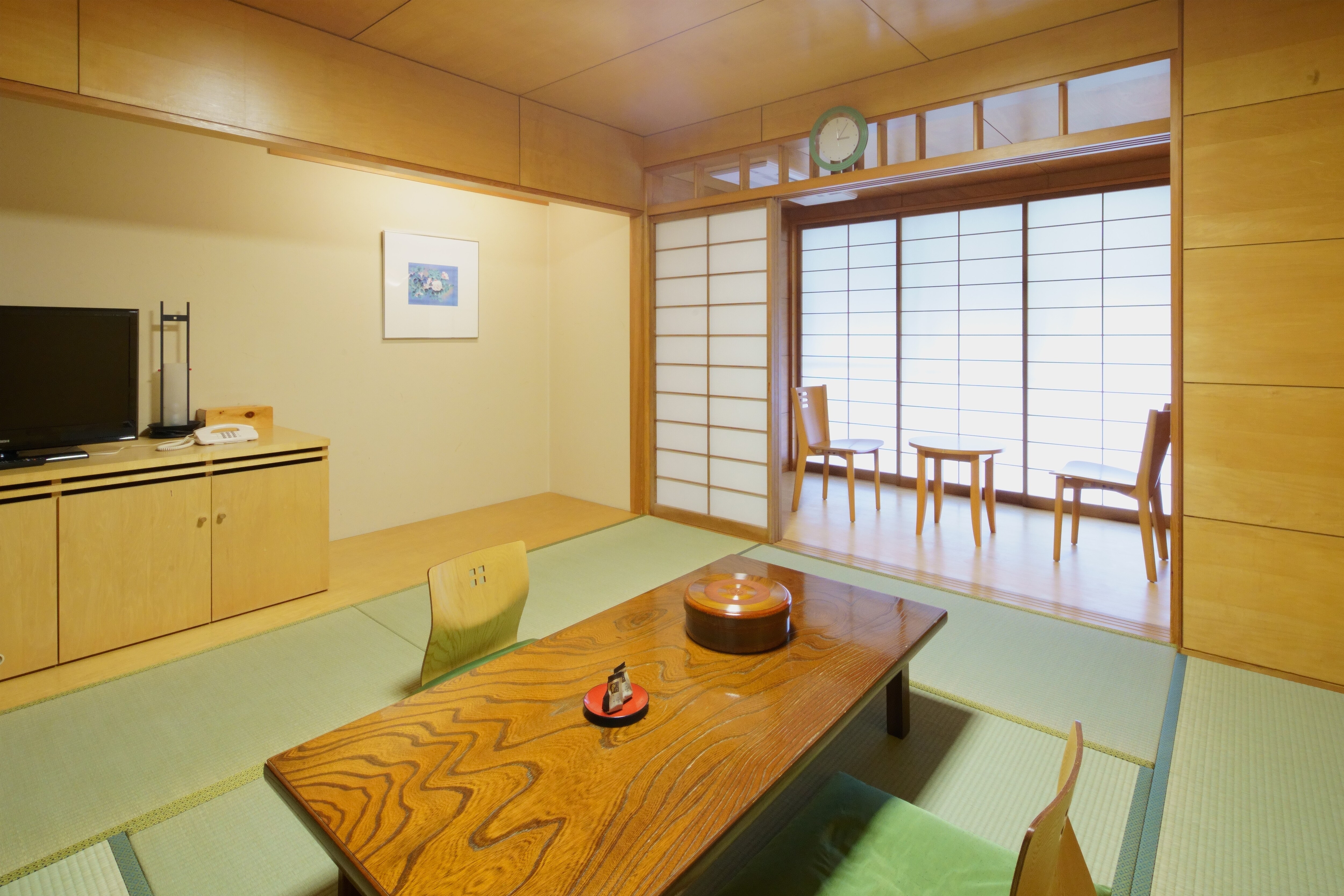 Japanese-style room B type (with shower / toilet) 8 tatami mats + wide rim