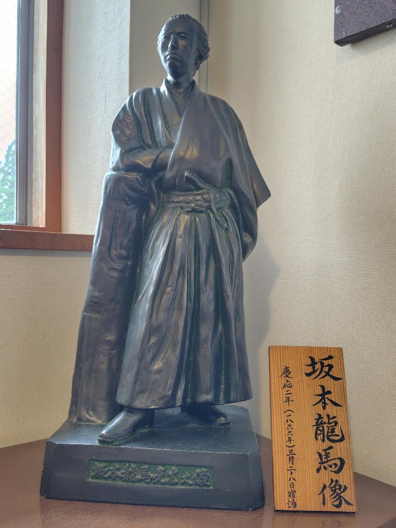 603d1fd-9b4d-4bc8-8b5d-128b075d1635-1_all_8875.jpg