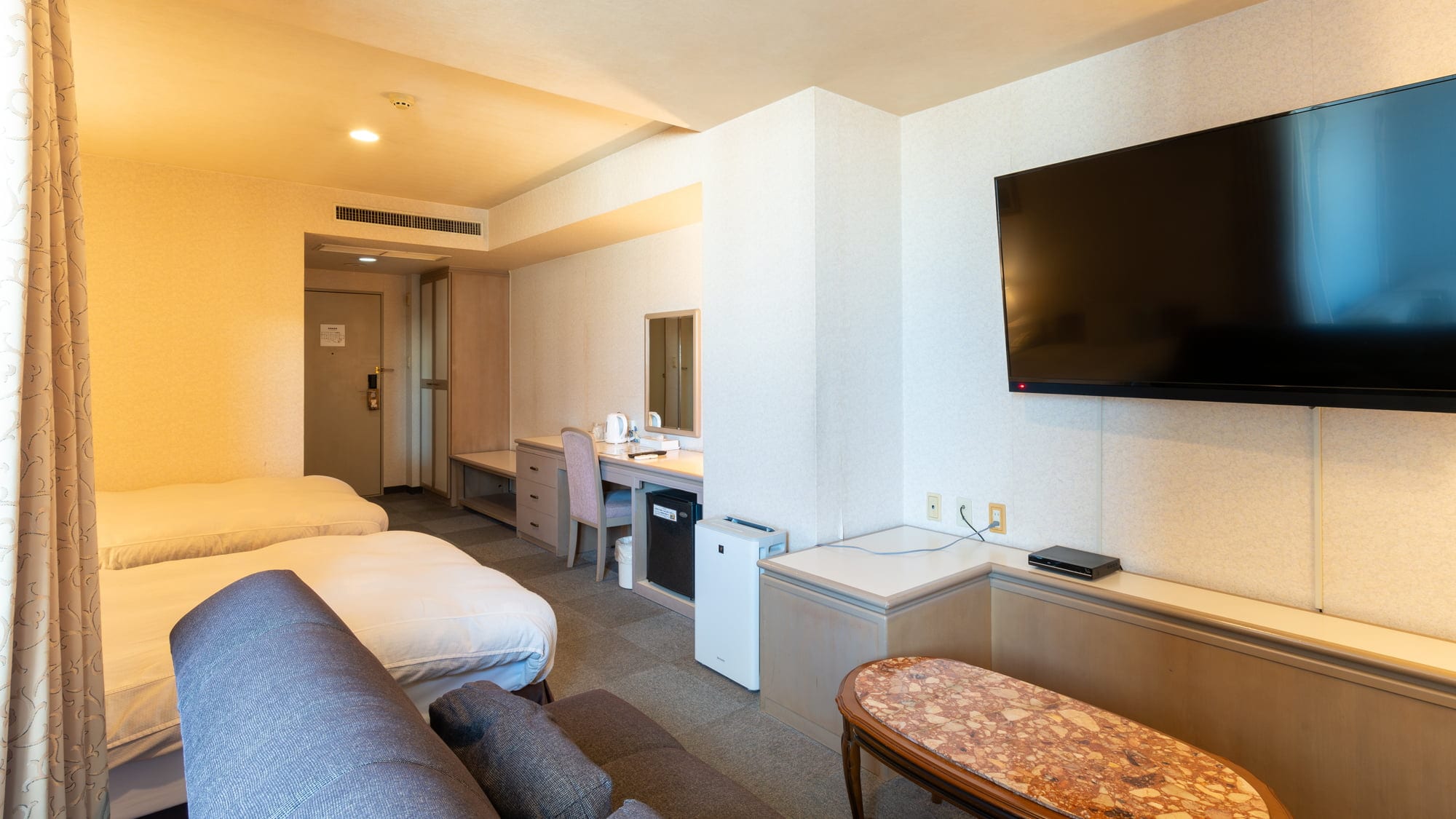 Deluxe with balcony