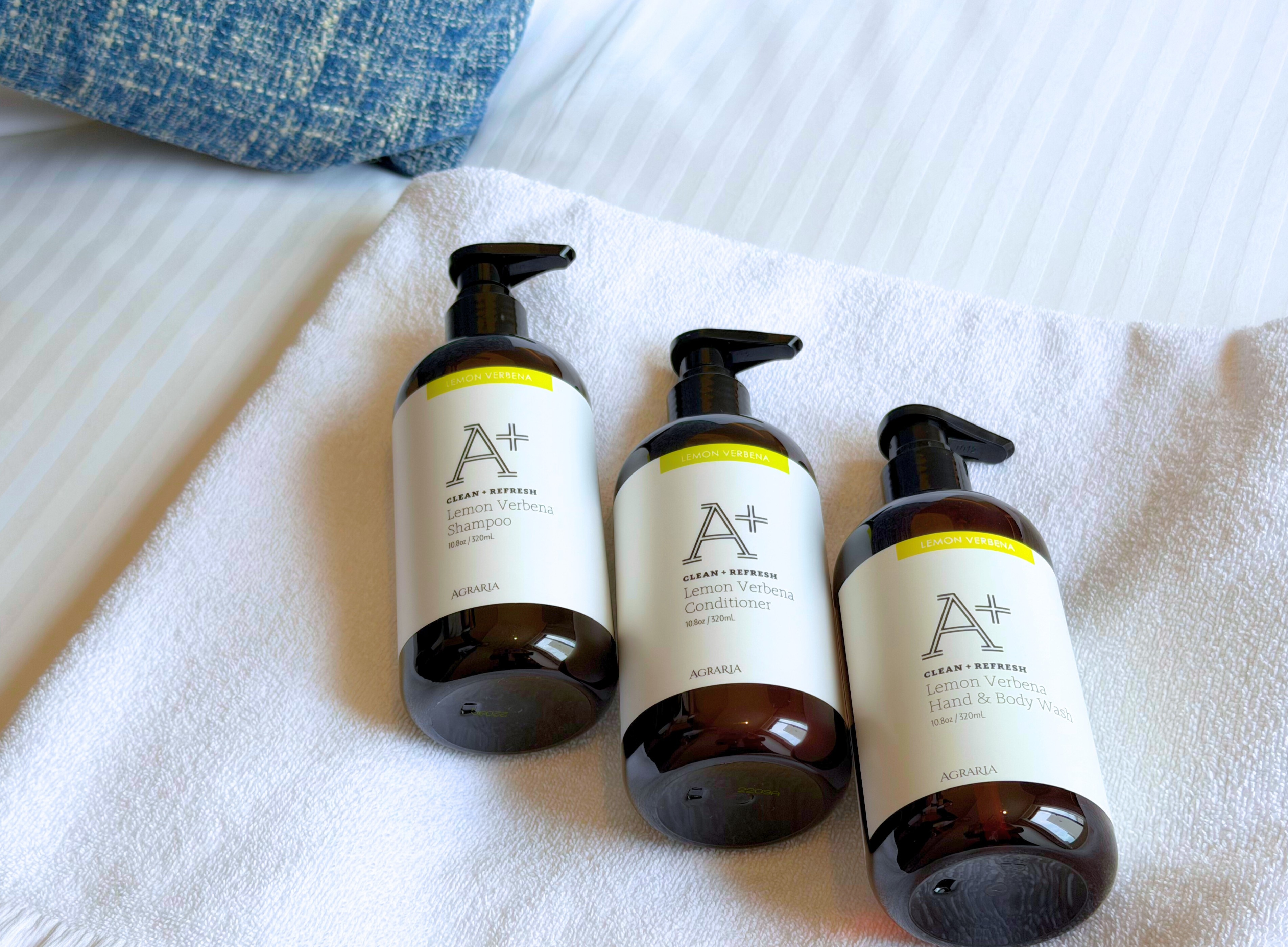 Guest room amenities (premium floor only)