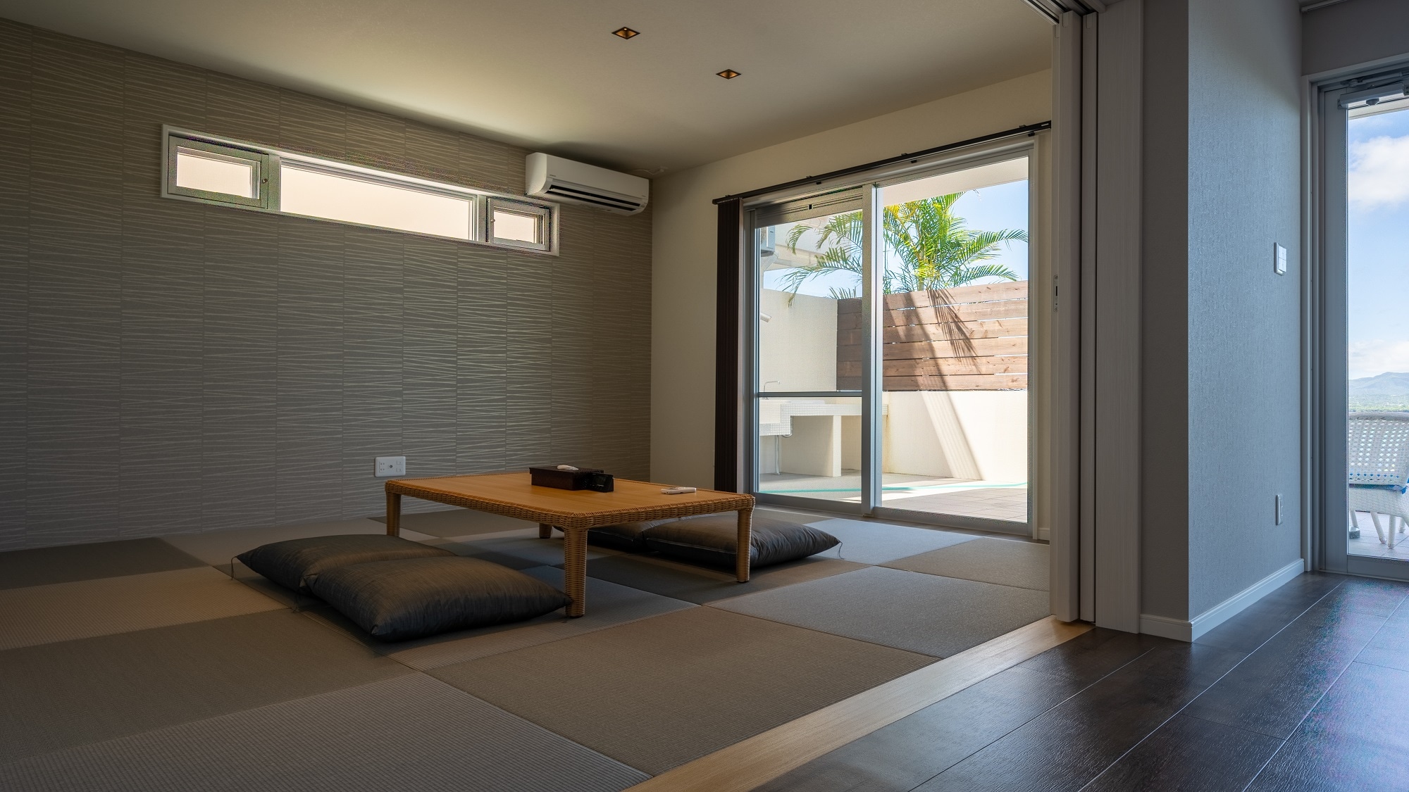 Japanese-style room