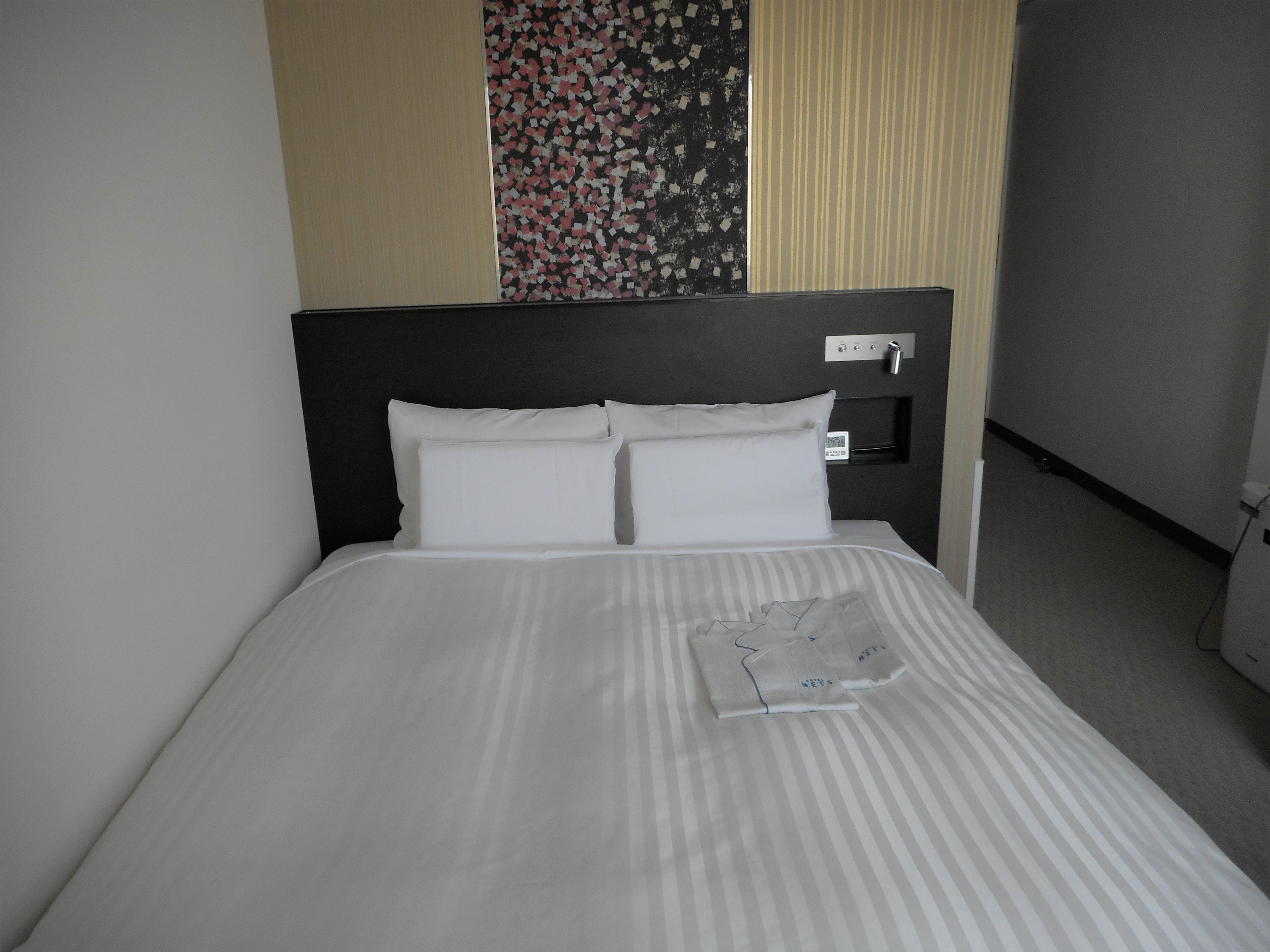 Standard double (bed width 160 cm)