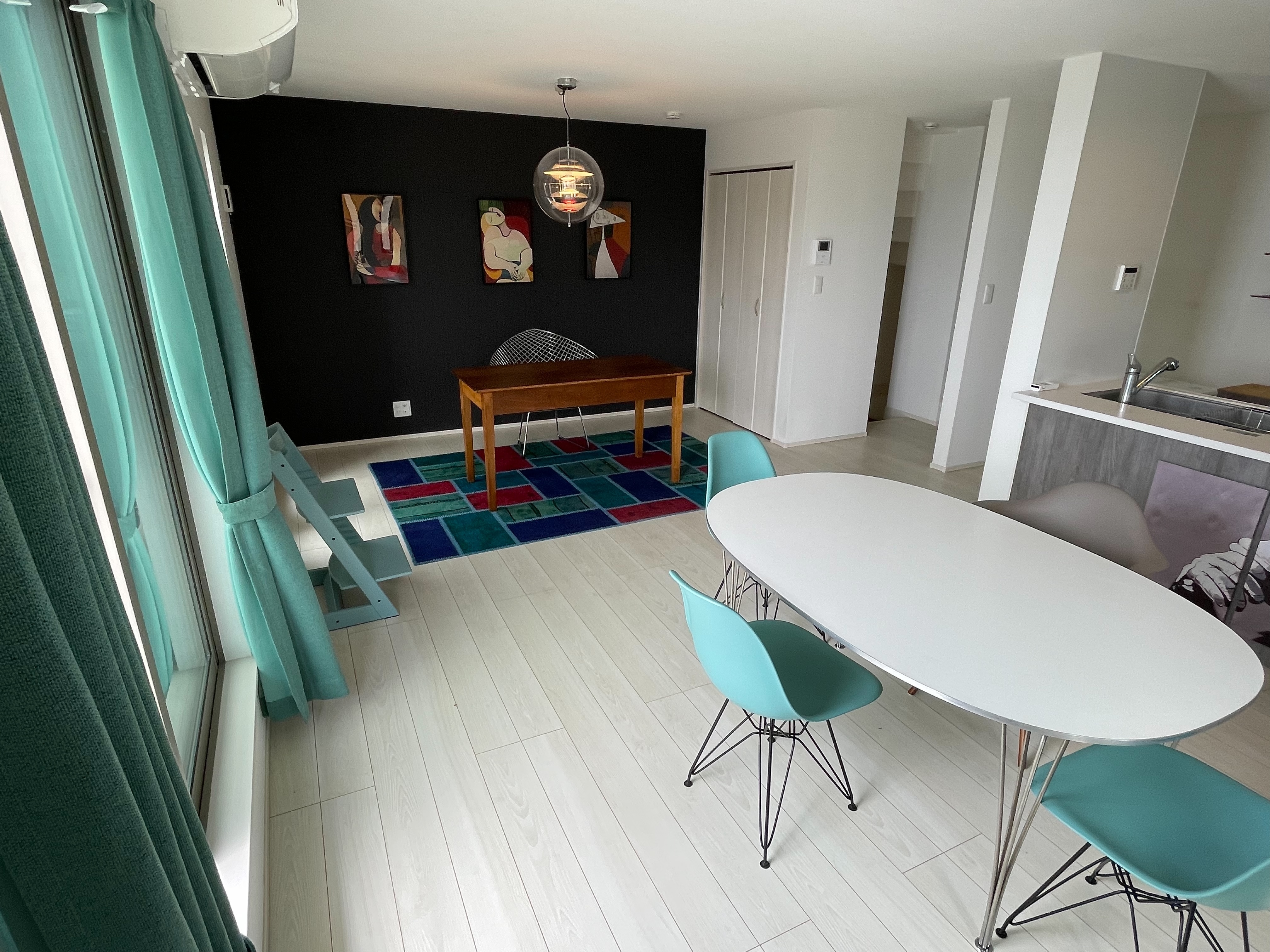 Living/dining room