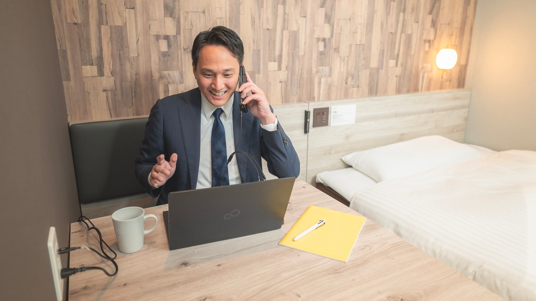 [Extra Room] This is a popular room type for business guests.
