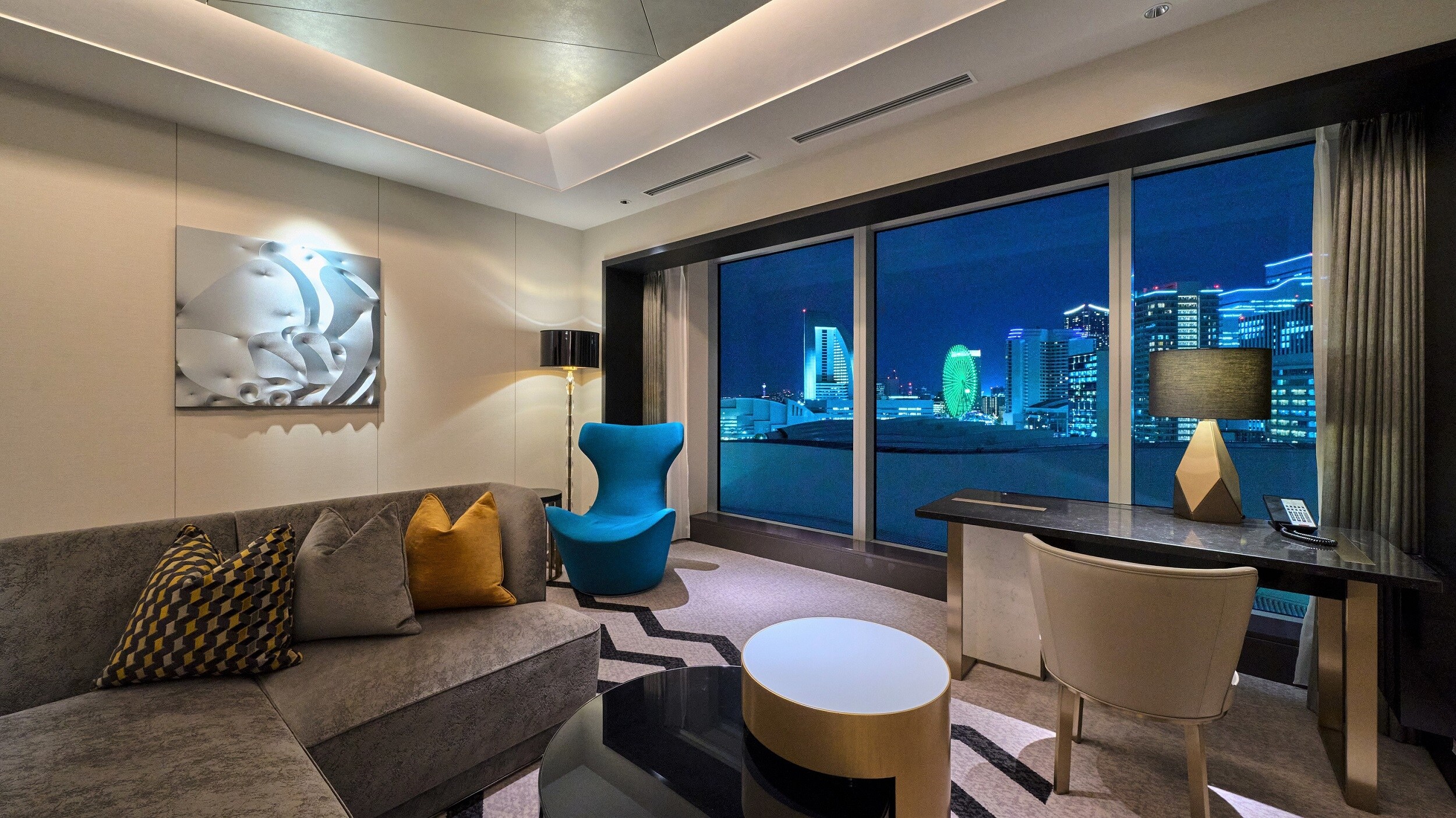 客廳(尊貴特大床套房)