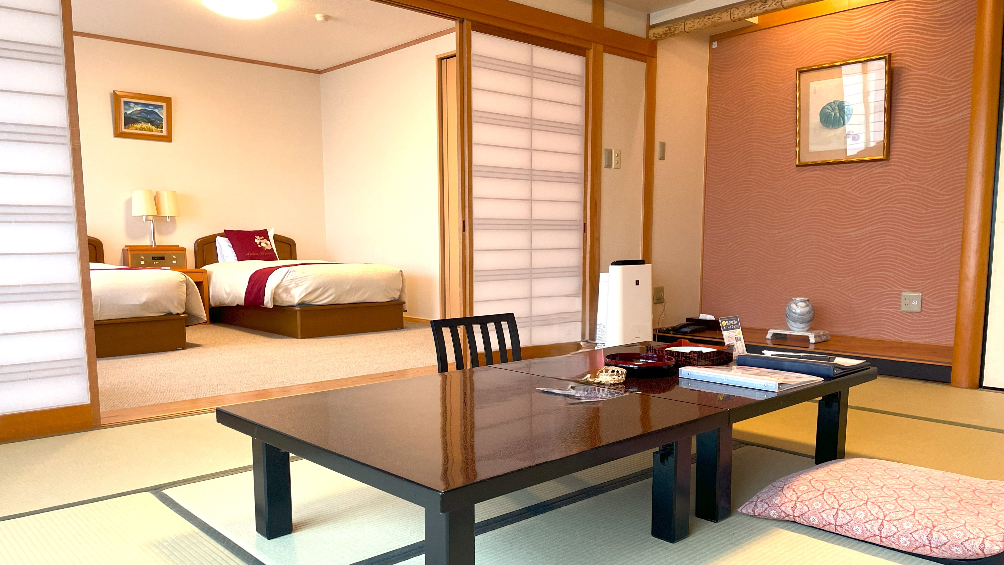 Phòng số 301 kiểu Nhật-Tây