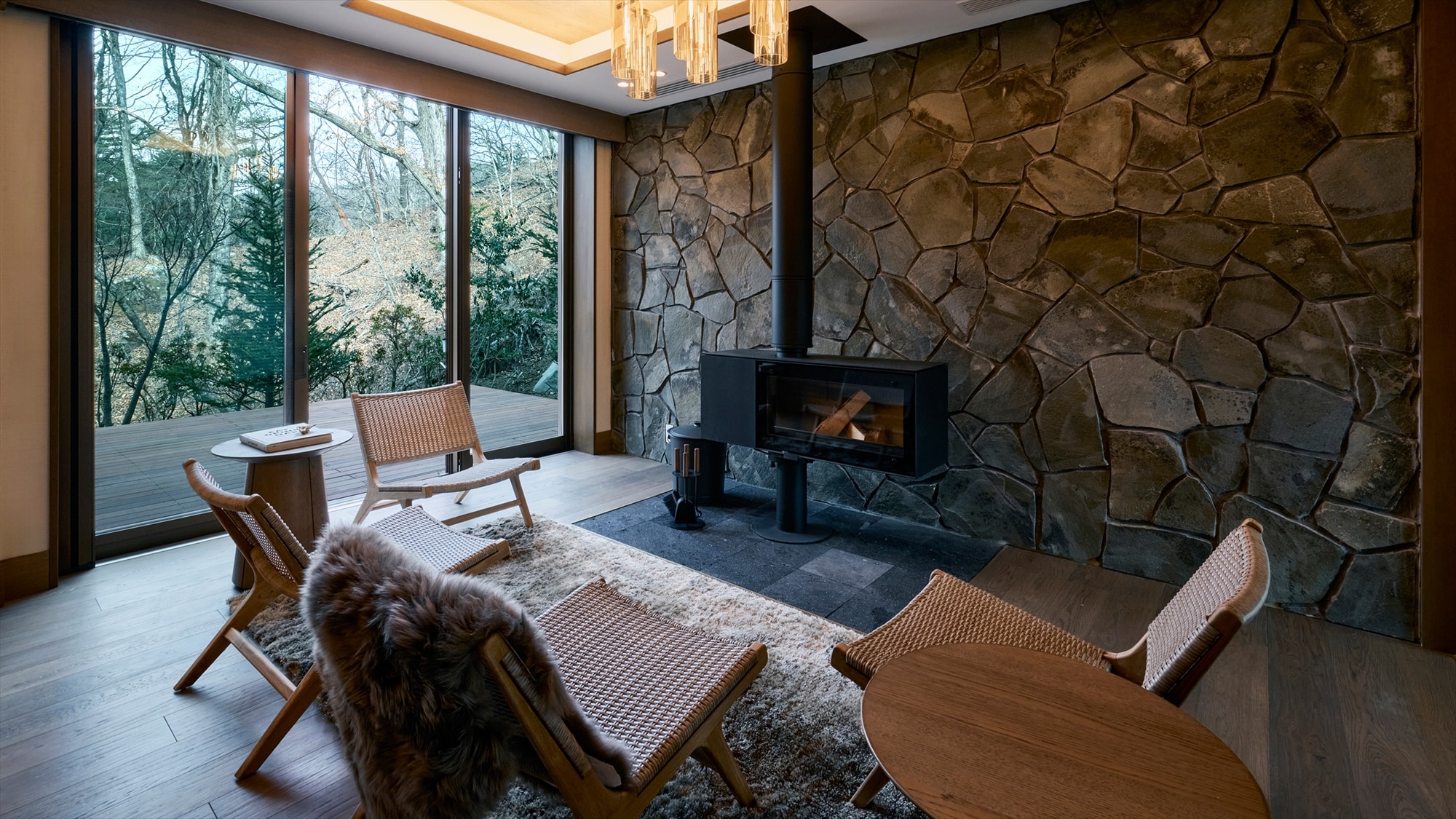 ｜CEDAR｜244 square meters