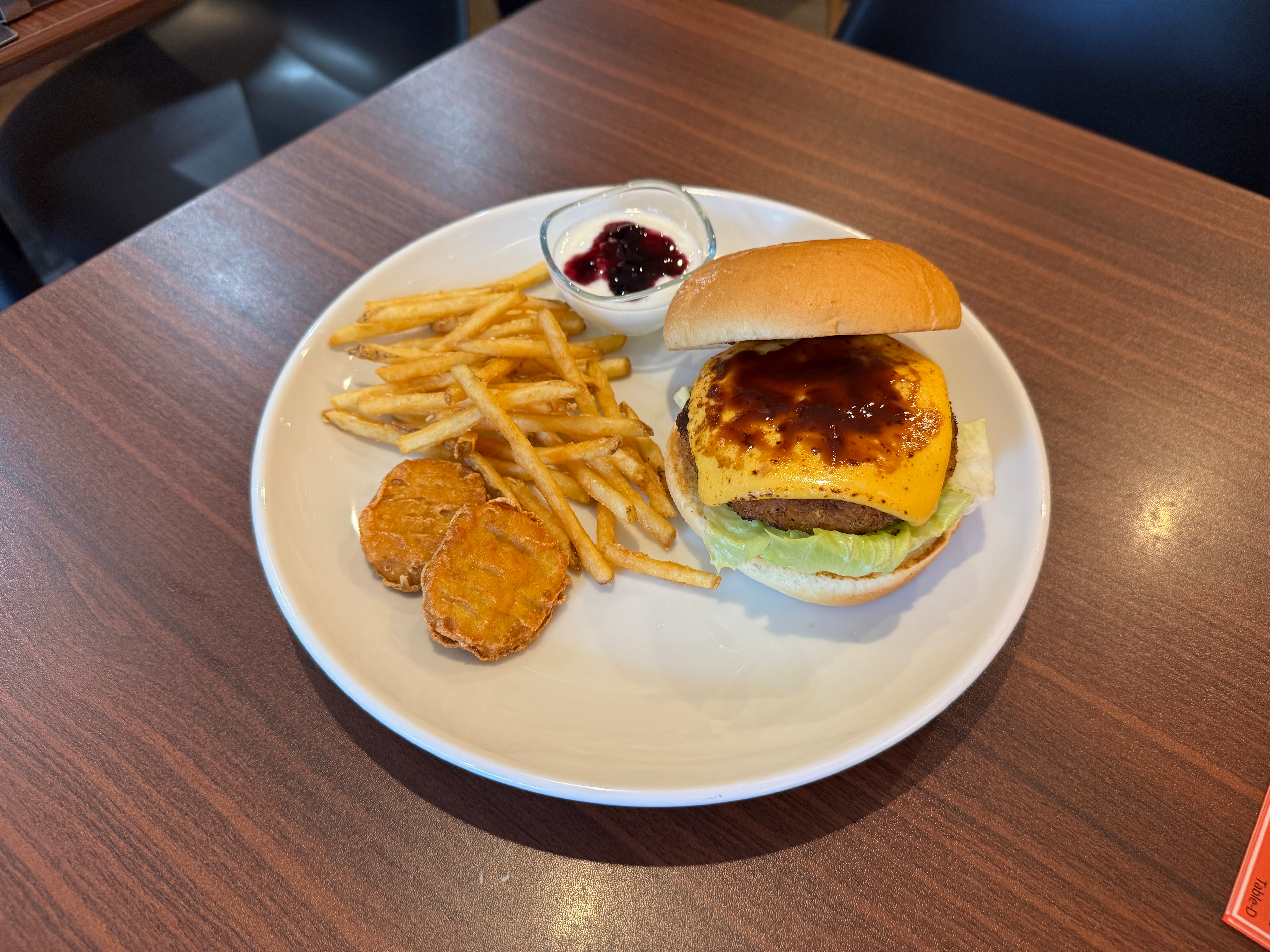 Breakfast: Ham cutlet cheeseburger (potatoes and nuggets set)