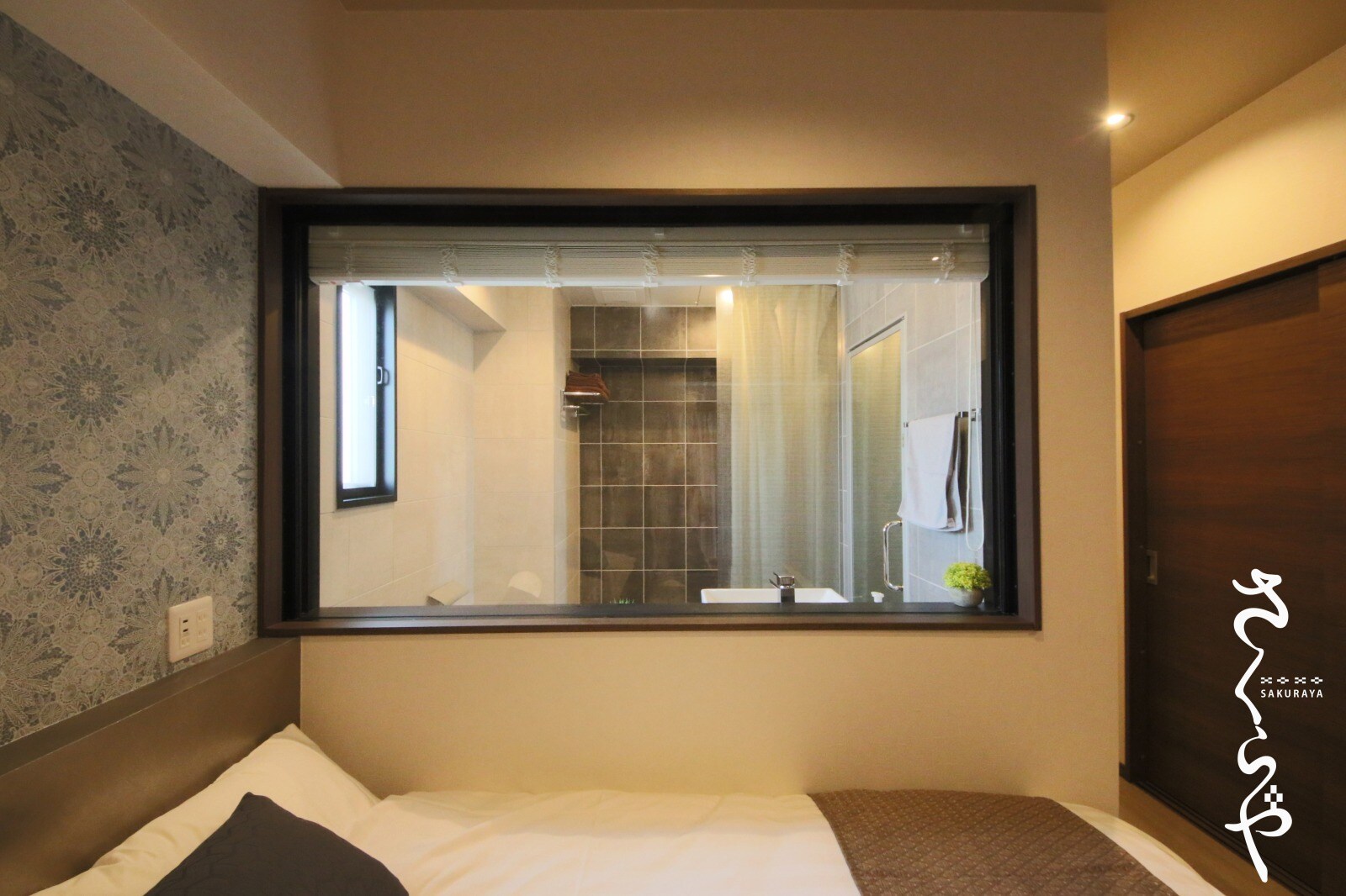 Bedroom / Bedroom
