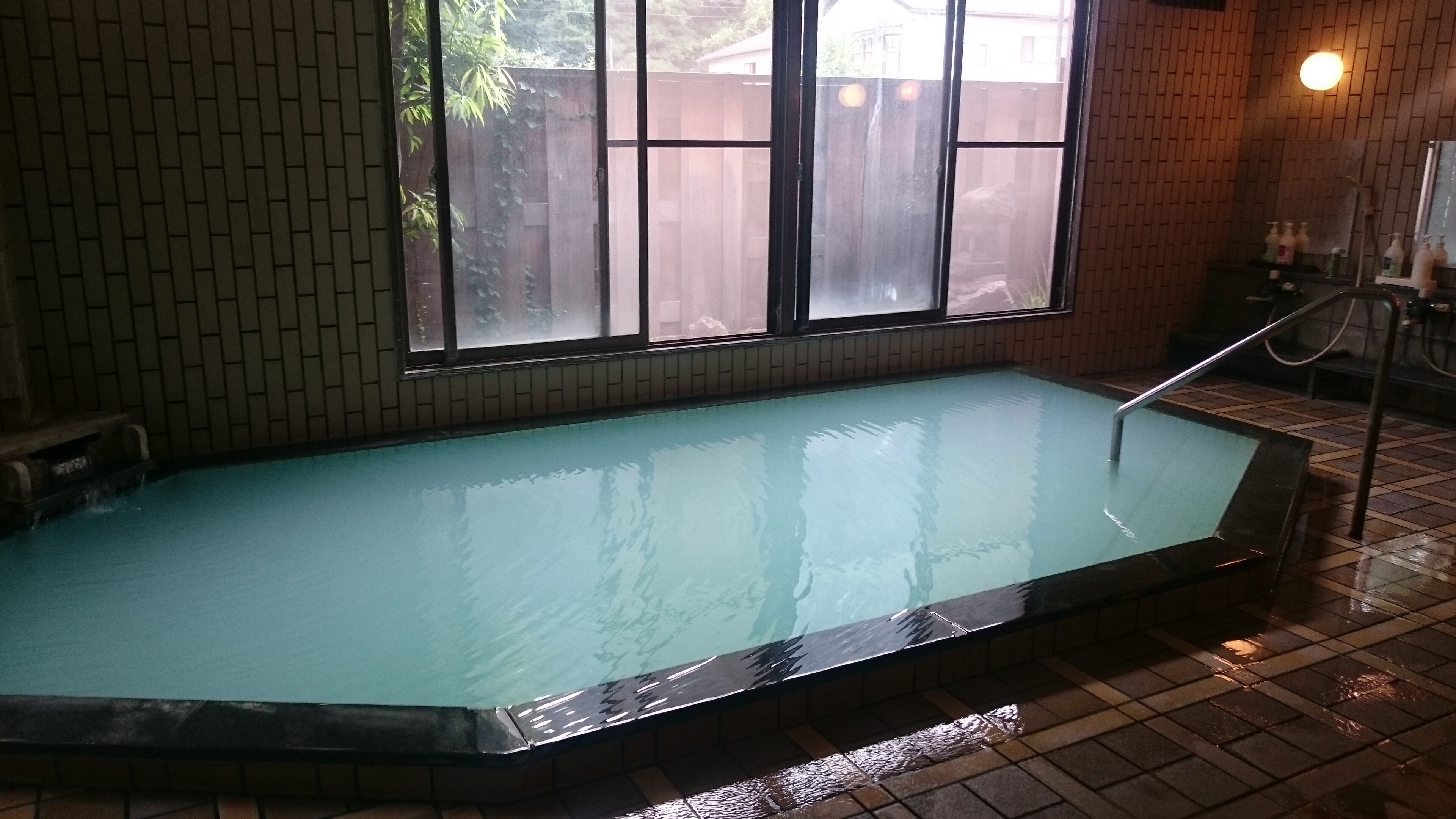 Indoor bath