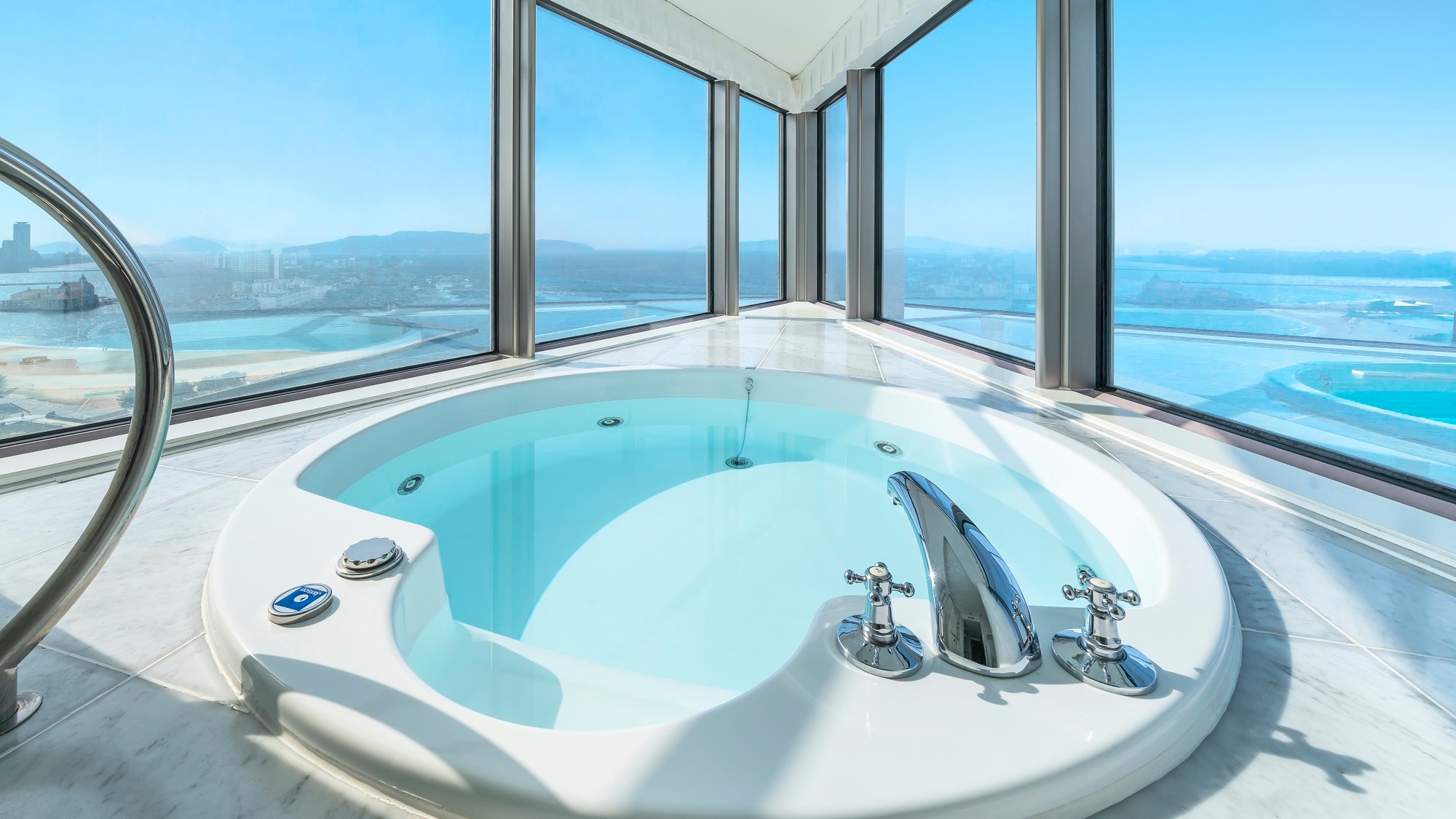 全景套房（浴室） * 圖片