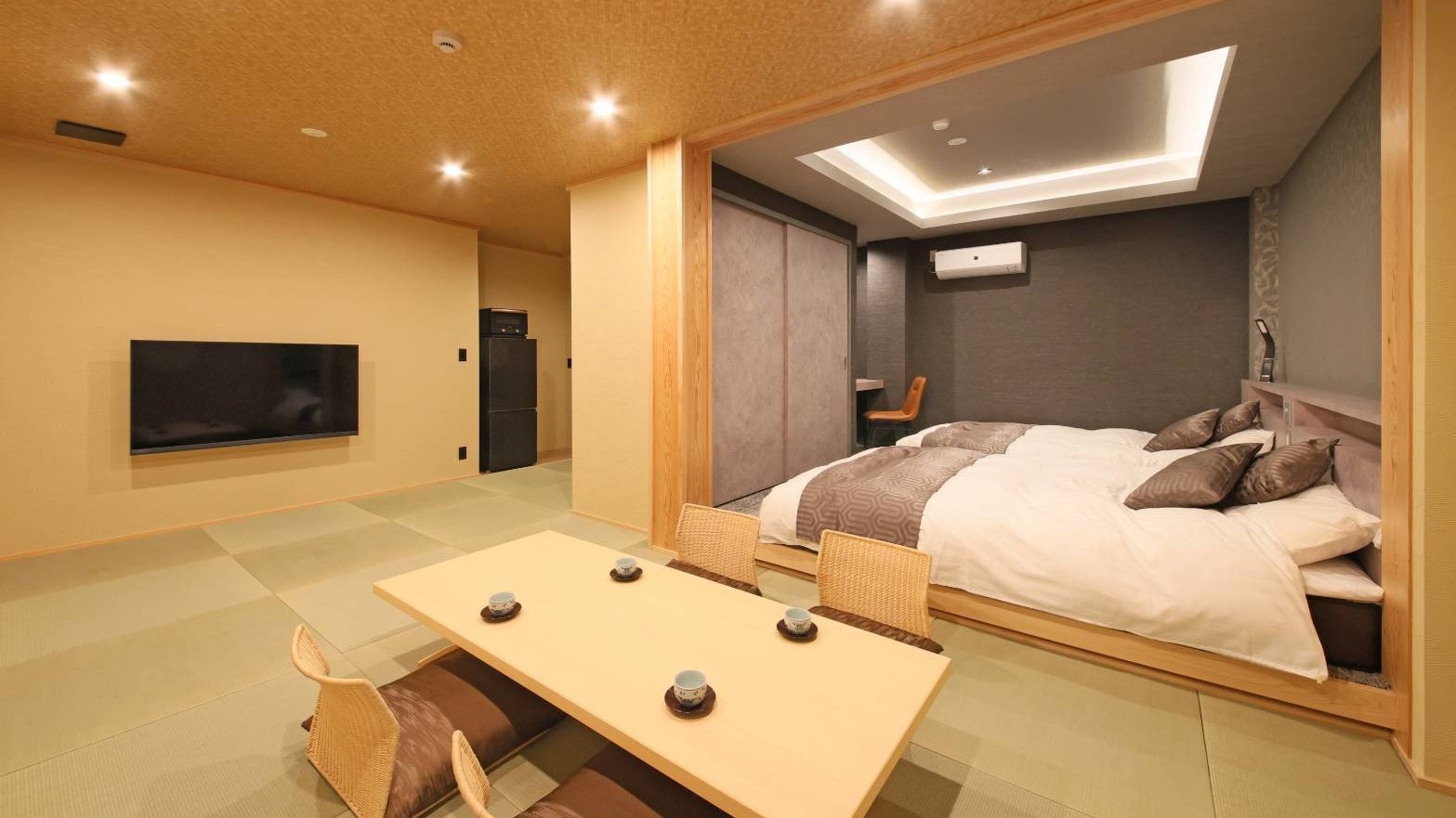 [Dilarang Merokok] Kamar bergaya Jepang-Barat dengan pemandian air panas setengah terbuka dengan air panas alami (kamar untuk 2-8 orang)