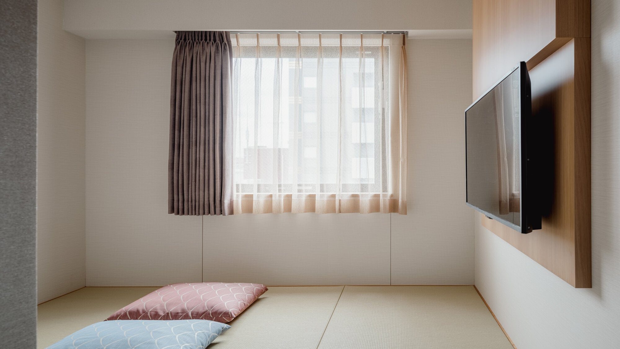 [Non-smoking] Skytree view Japanese-Western room (25 square meters / maximum capacity 4 people). Guests are asked to bring their own futon.