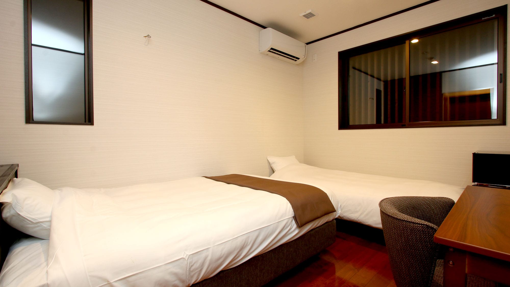 [Main building] Example of a Western-style room (when using an extra bed)