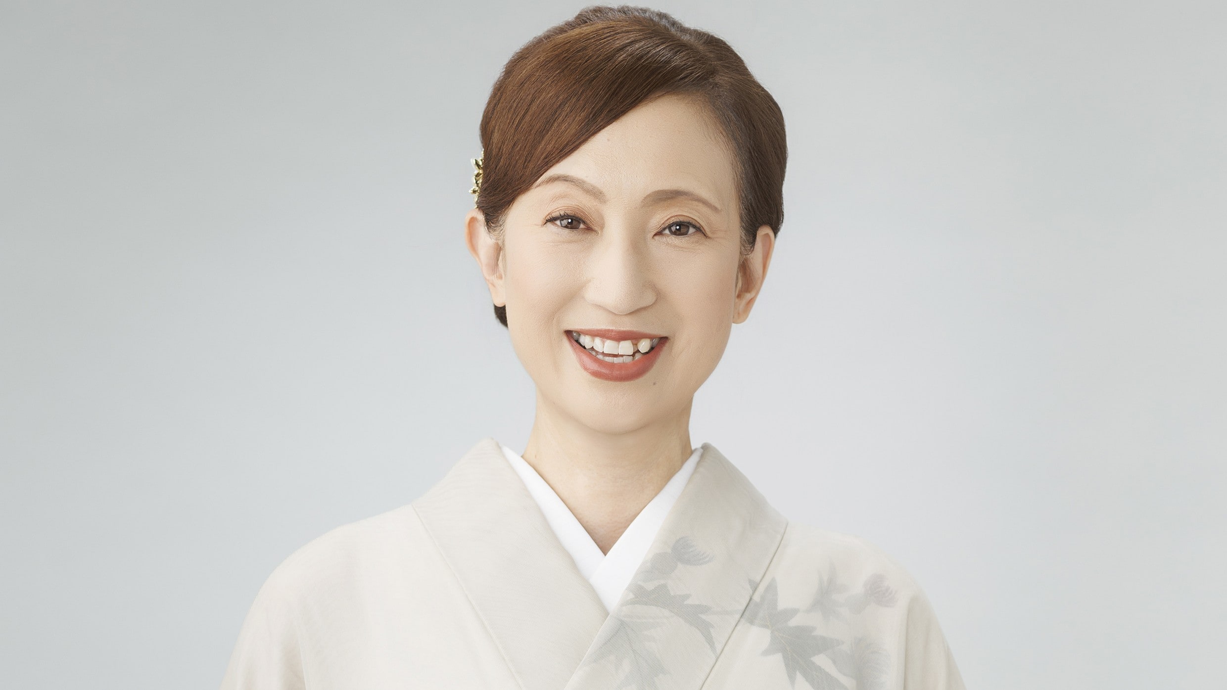 「日本料理錦　女将　岩田知子」