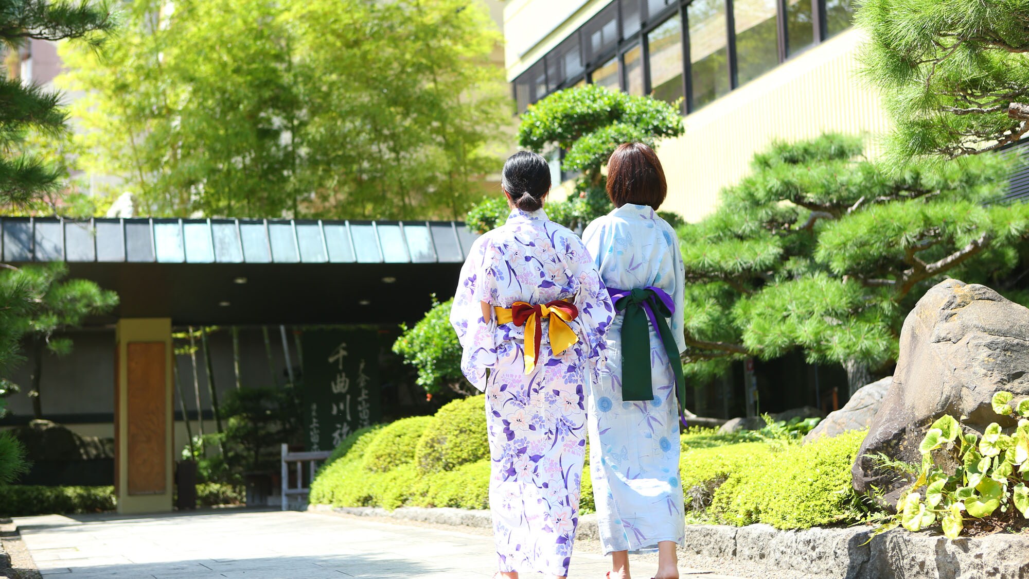 ■ Girls' trip around Shinshu