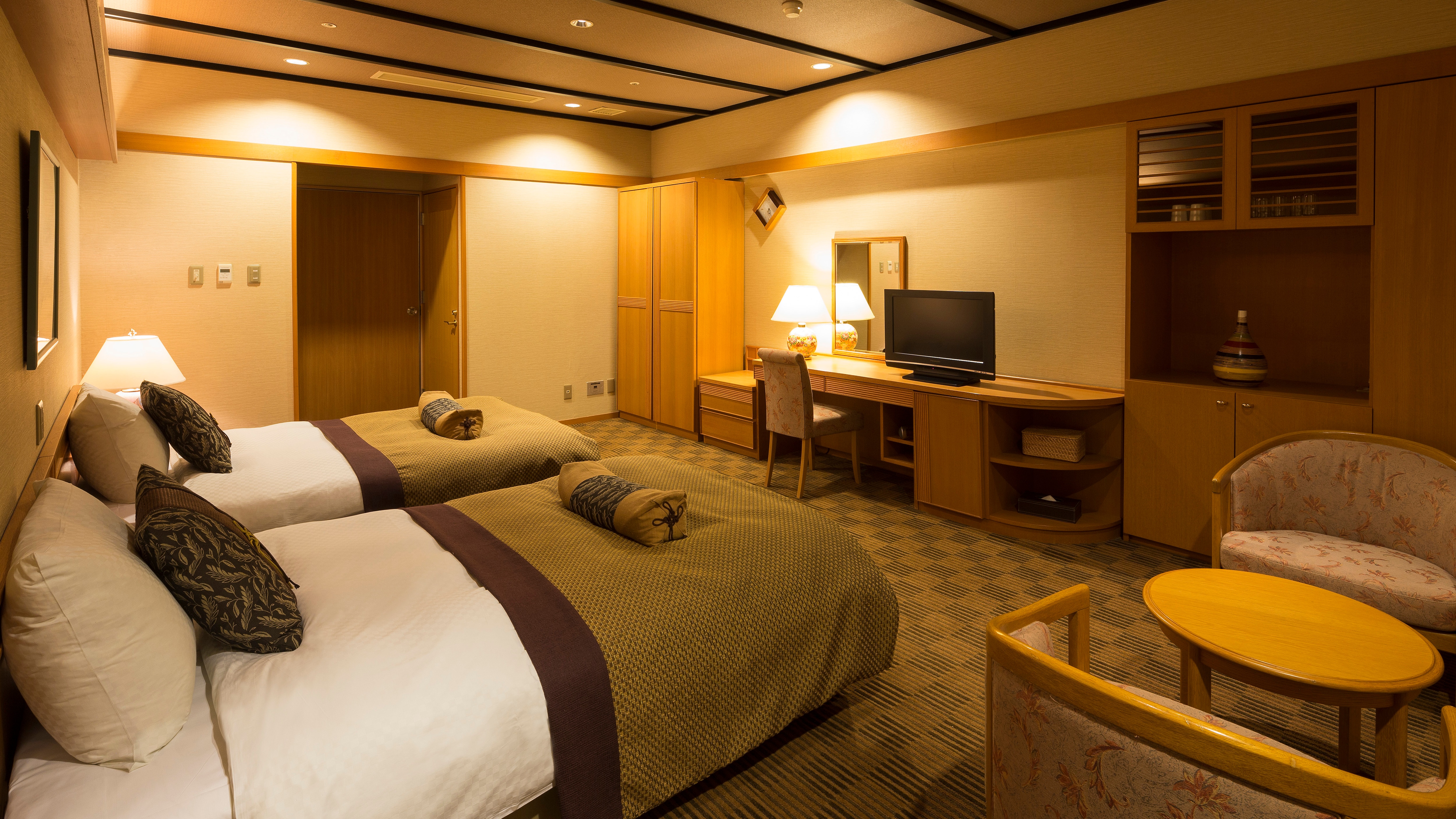 [Deluxe] Tensho no Yakata Royal Suite with 2 bedrooms (Japanese-Western style room with bath and toilet) Separate smoking areas