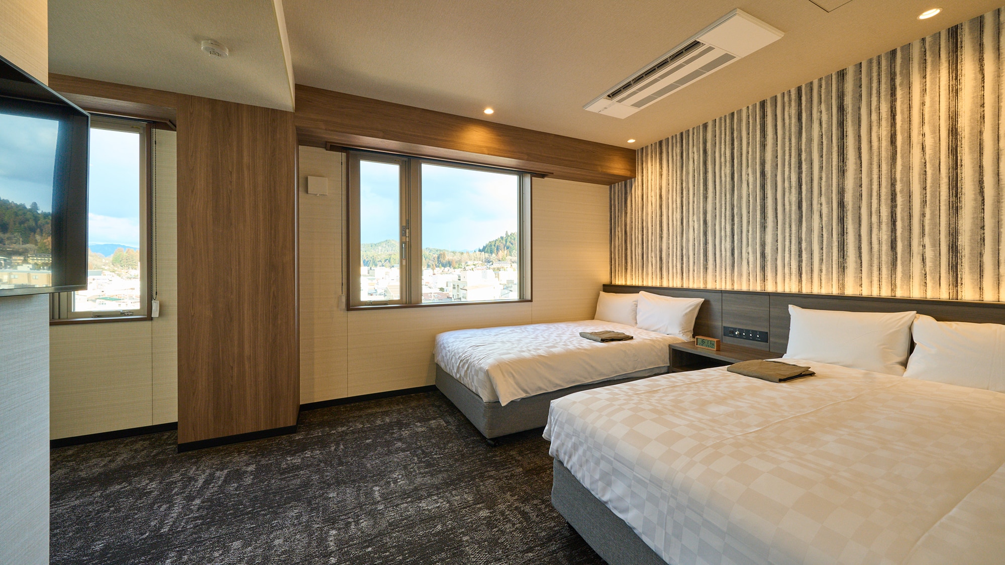◆Universal Twin Room (example of guest room)