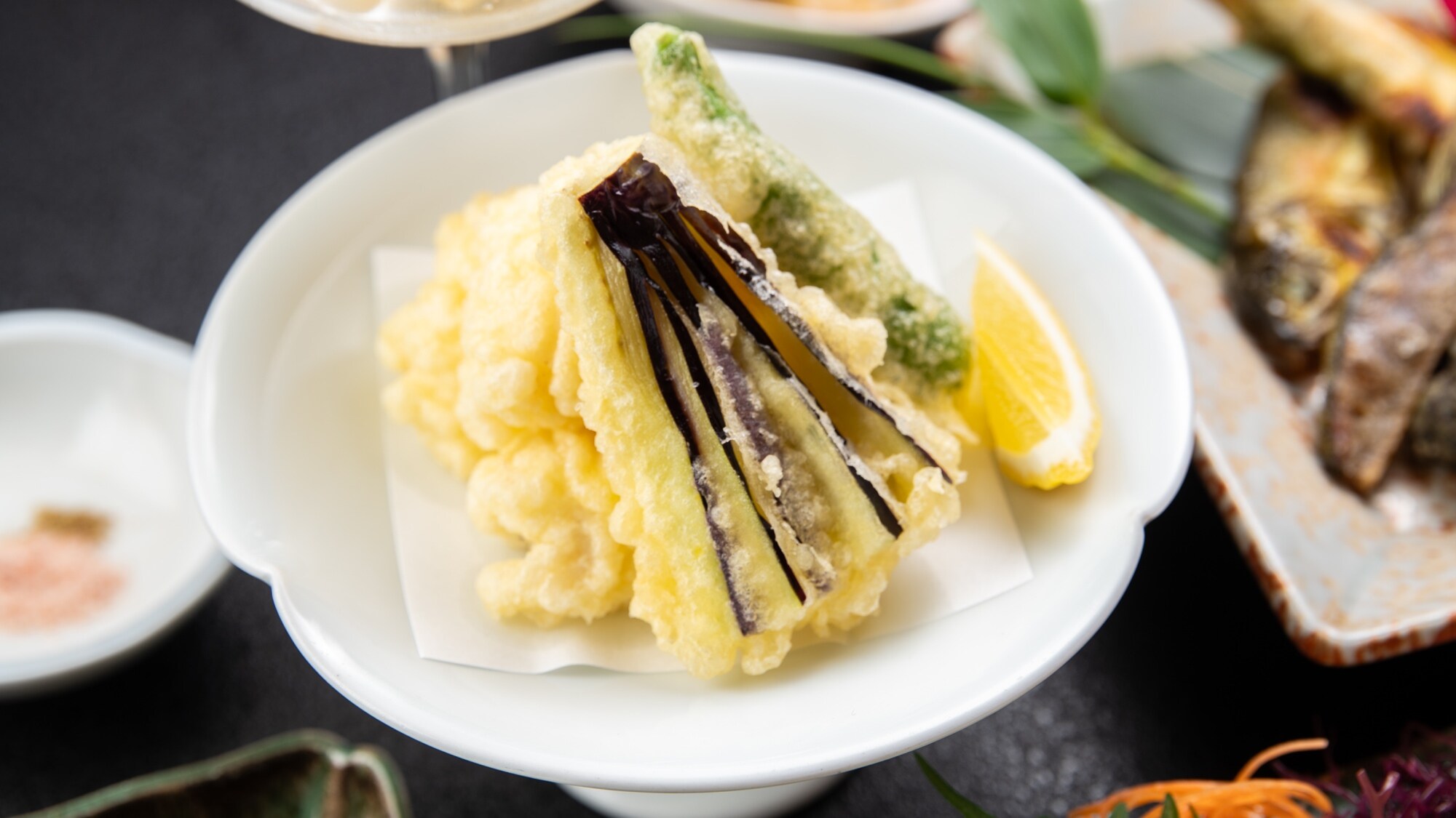 [Kaiseki Jepang] Menggunakan bahan-bahan lokal