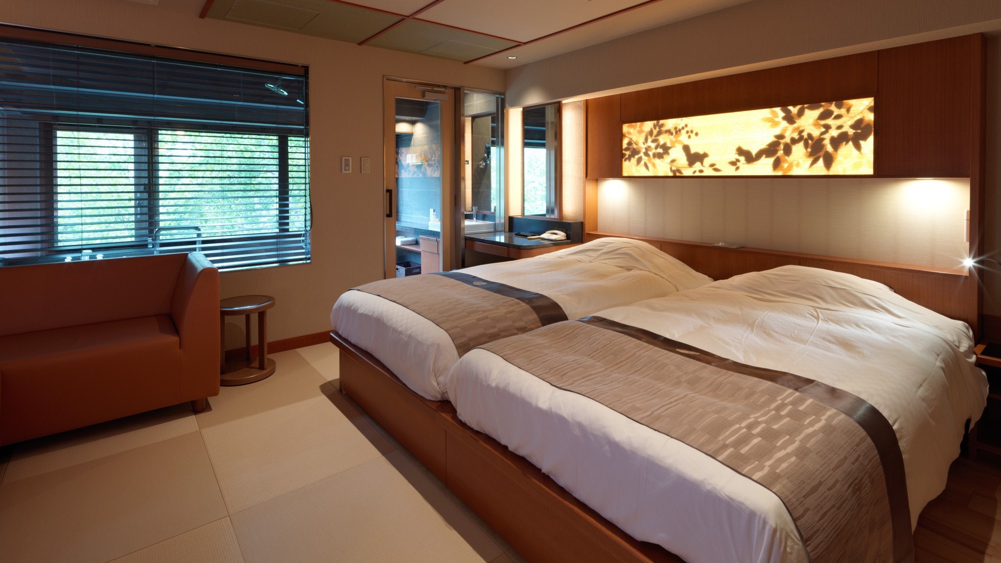 [Main building/Komorebi] Japanese-style twin room with jet bath/Relax on the comfortable tatami mats and have a good night's sleep on the comfortable bed *Image
