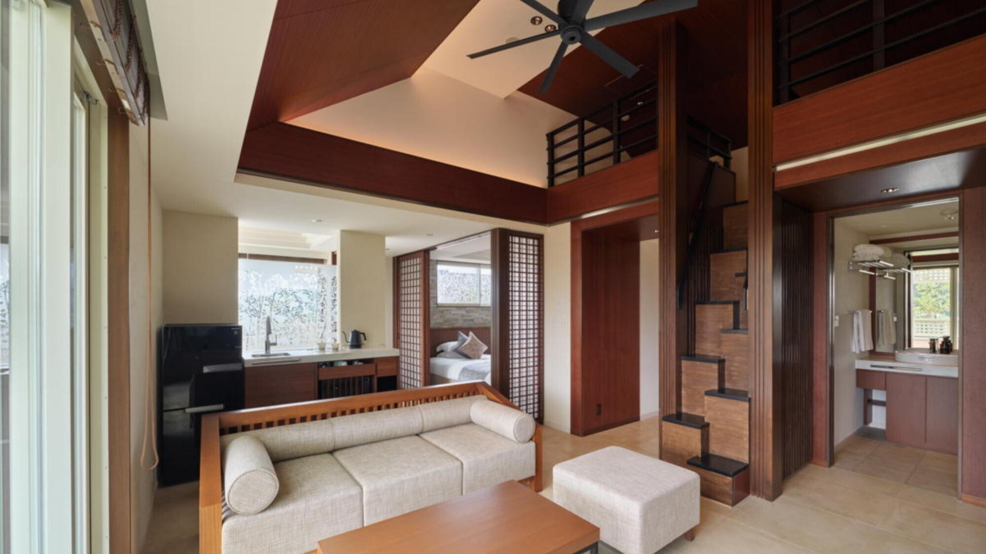 [Superior Suite 109 square meters] Guest room image