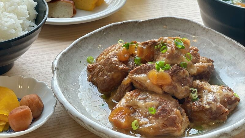 Our own produced, tender black pork cartilage