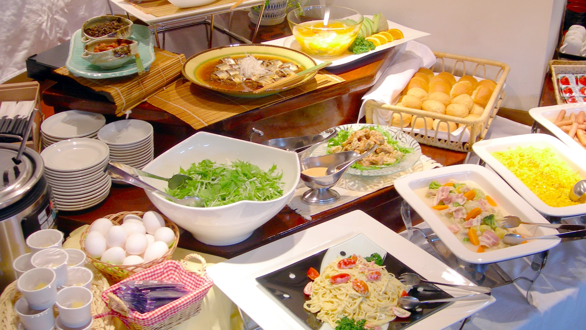 ◆ Breakfast is a Japanese-Western mixed buffet with more than 20 dishes, and it is generous. (※image)