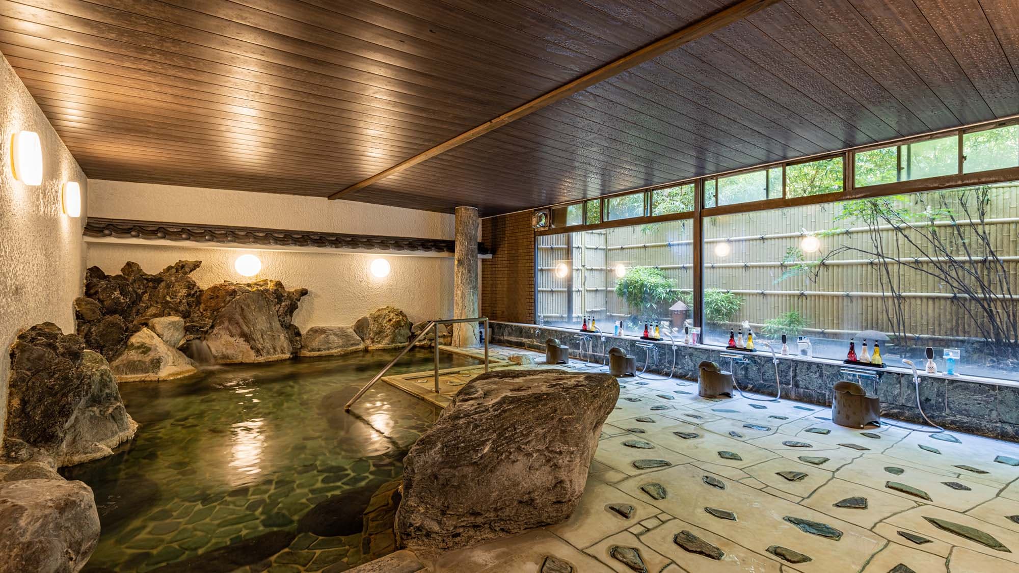 Large public bath _ women's bath