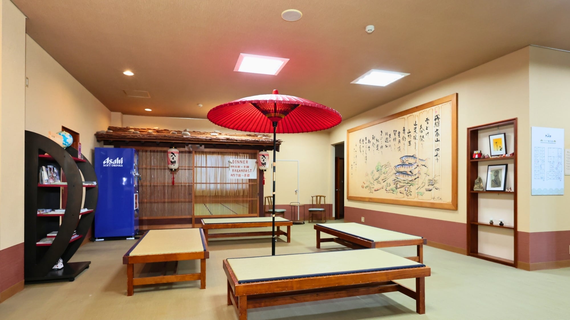 ・A rest area decorated with Japanese umbrellas