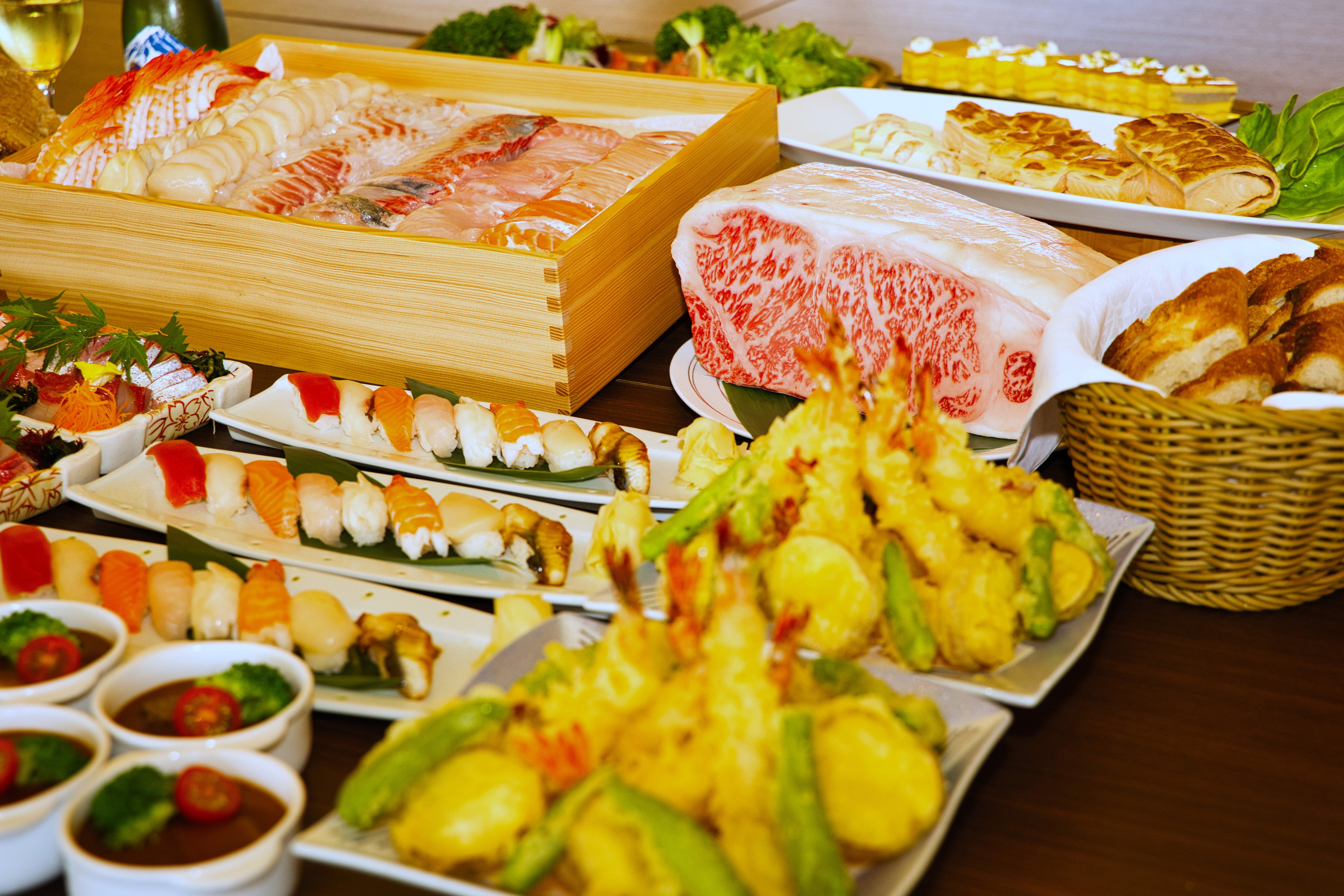 Dinner Buffet ④