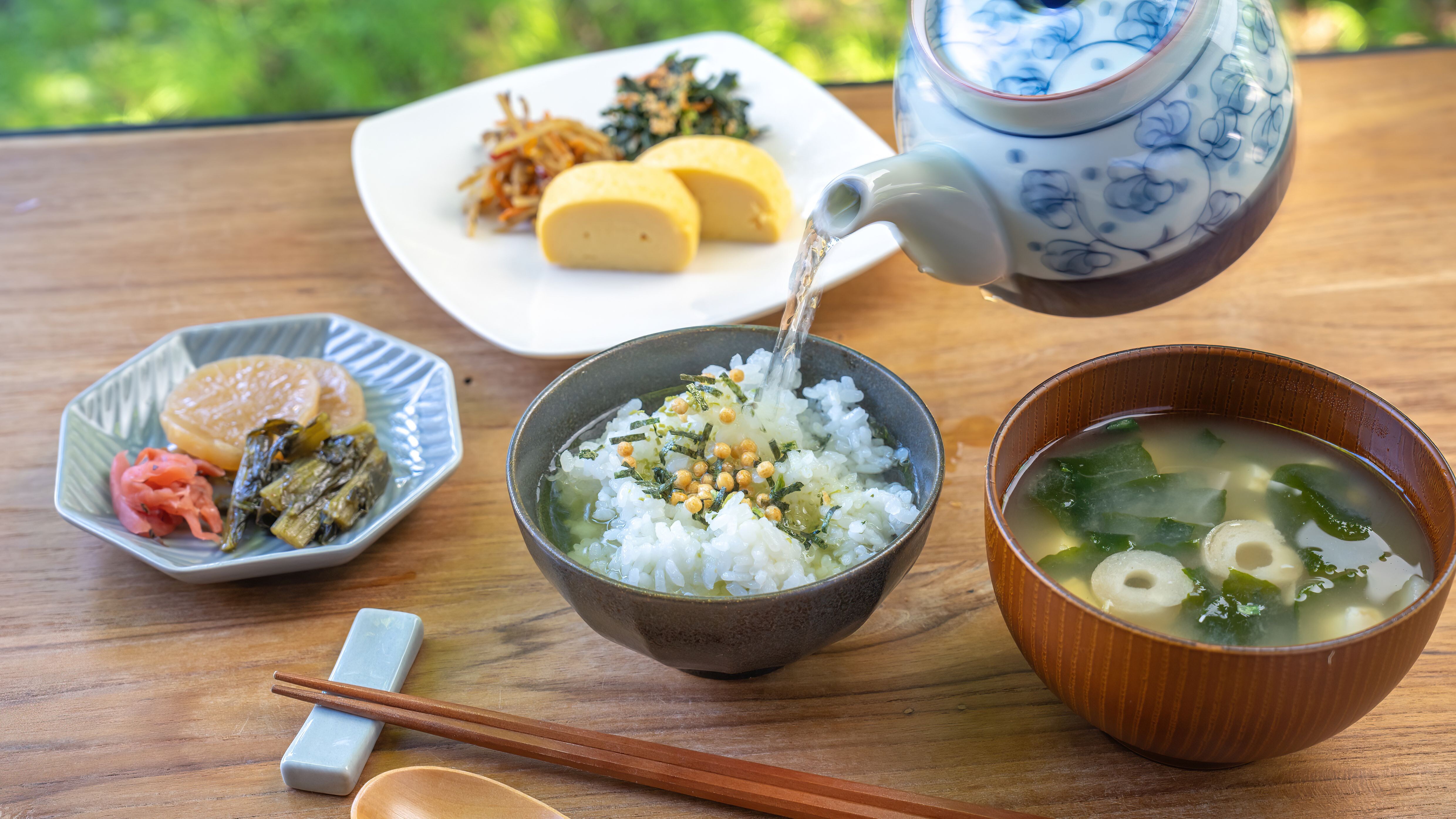 [Meals] Breakfast: Free light breakfast "Ochazuke set" (a different menu may be provided)