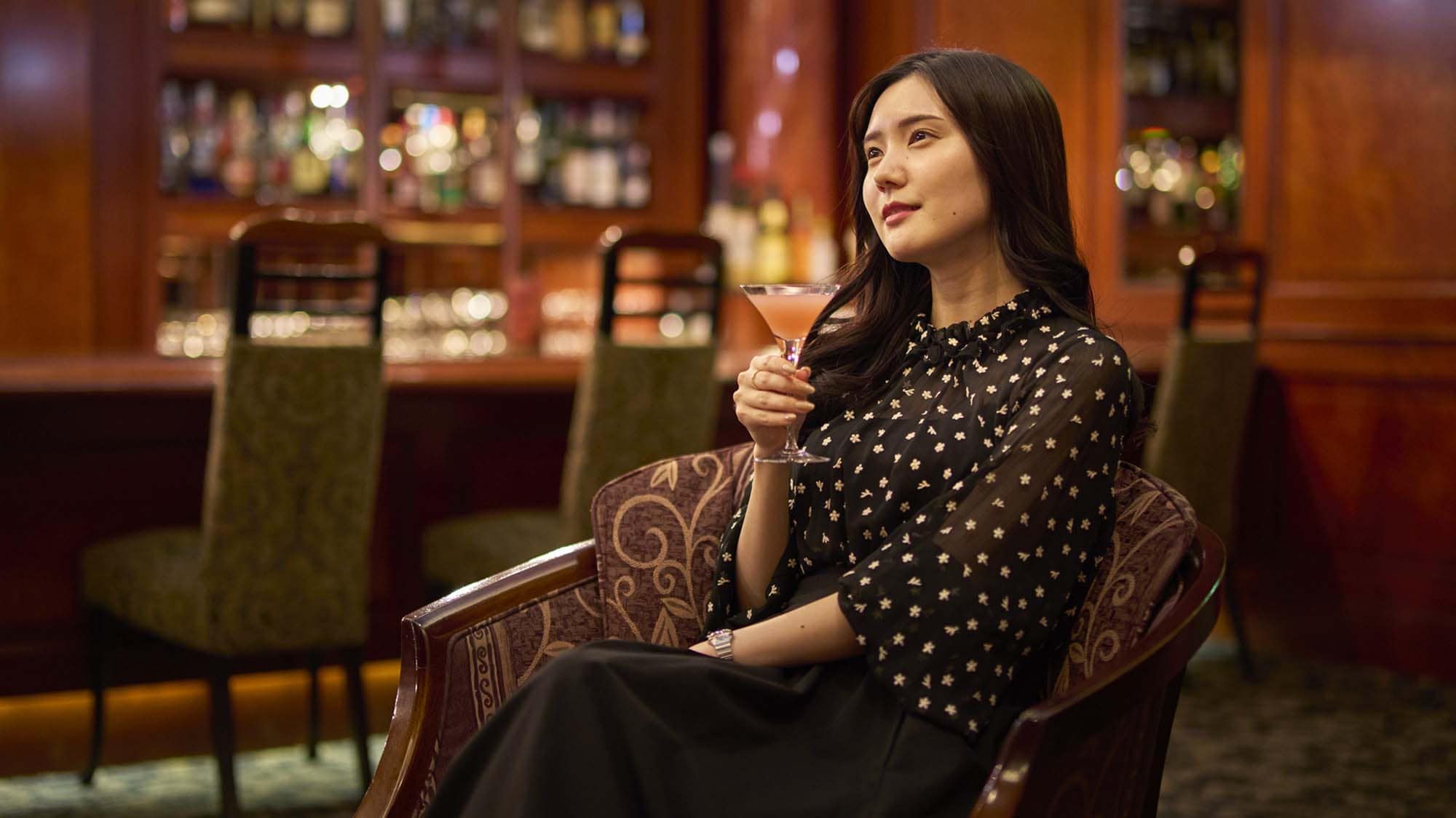 [Cellar bar] A private space for adults with world-class sake