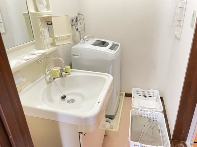NOBORISAKA HOUSE Washroom Changing room