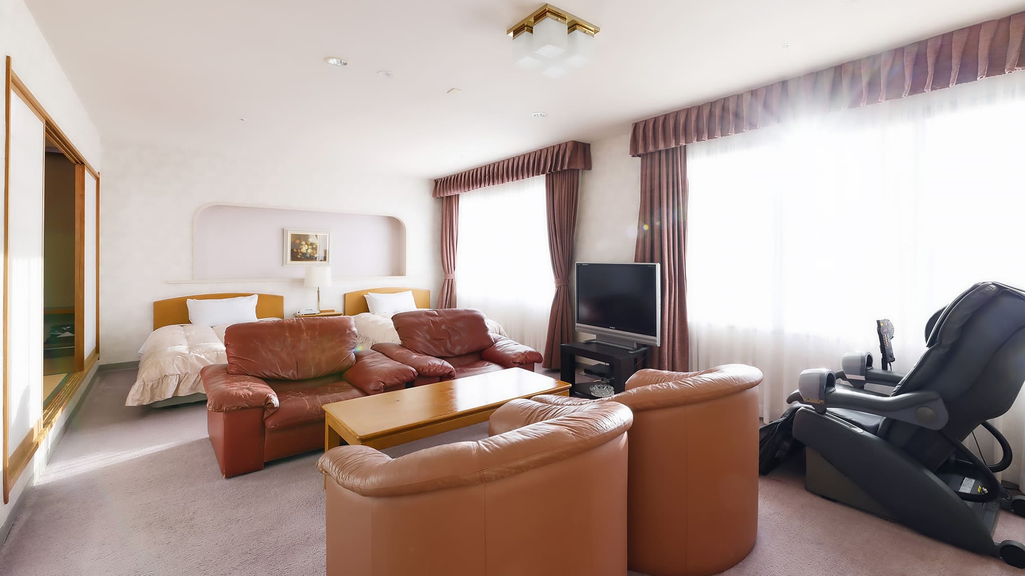 ■Classic junior suite (Japanese-Western style room)