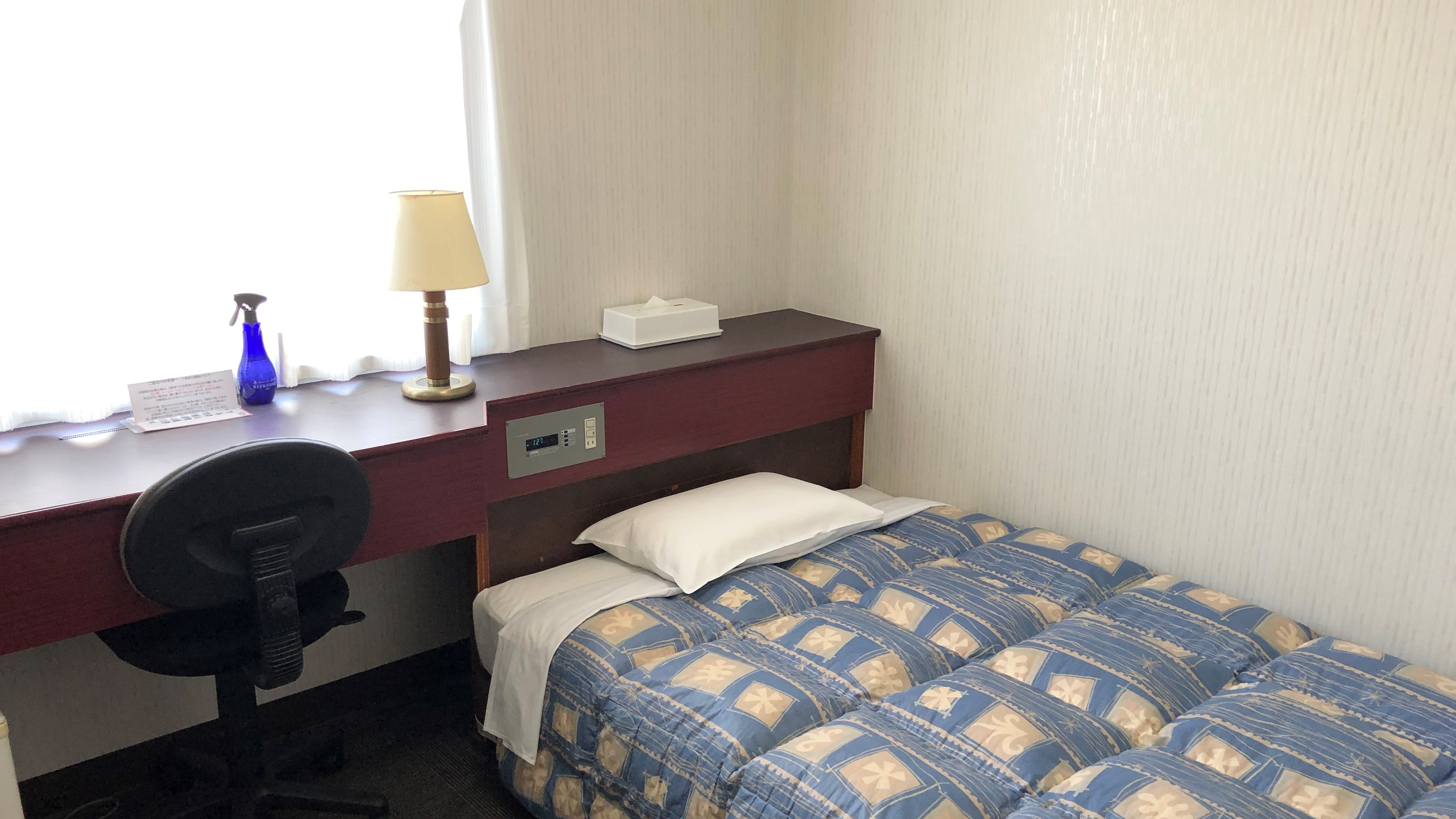 Single B type room.