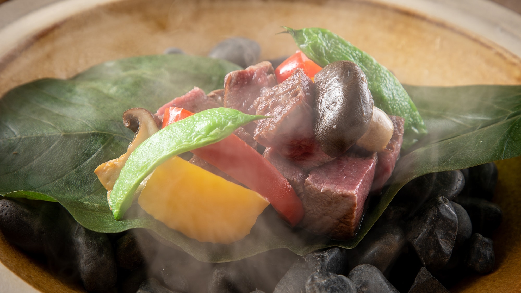 [Dinner] Enjoy local seasonal dishes