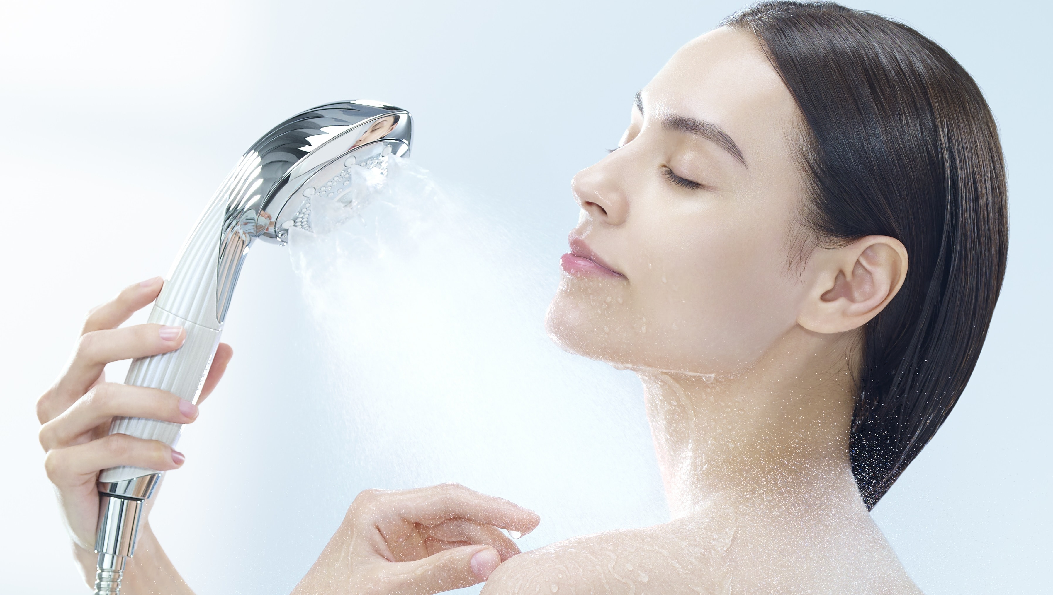 ReFa shower head