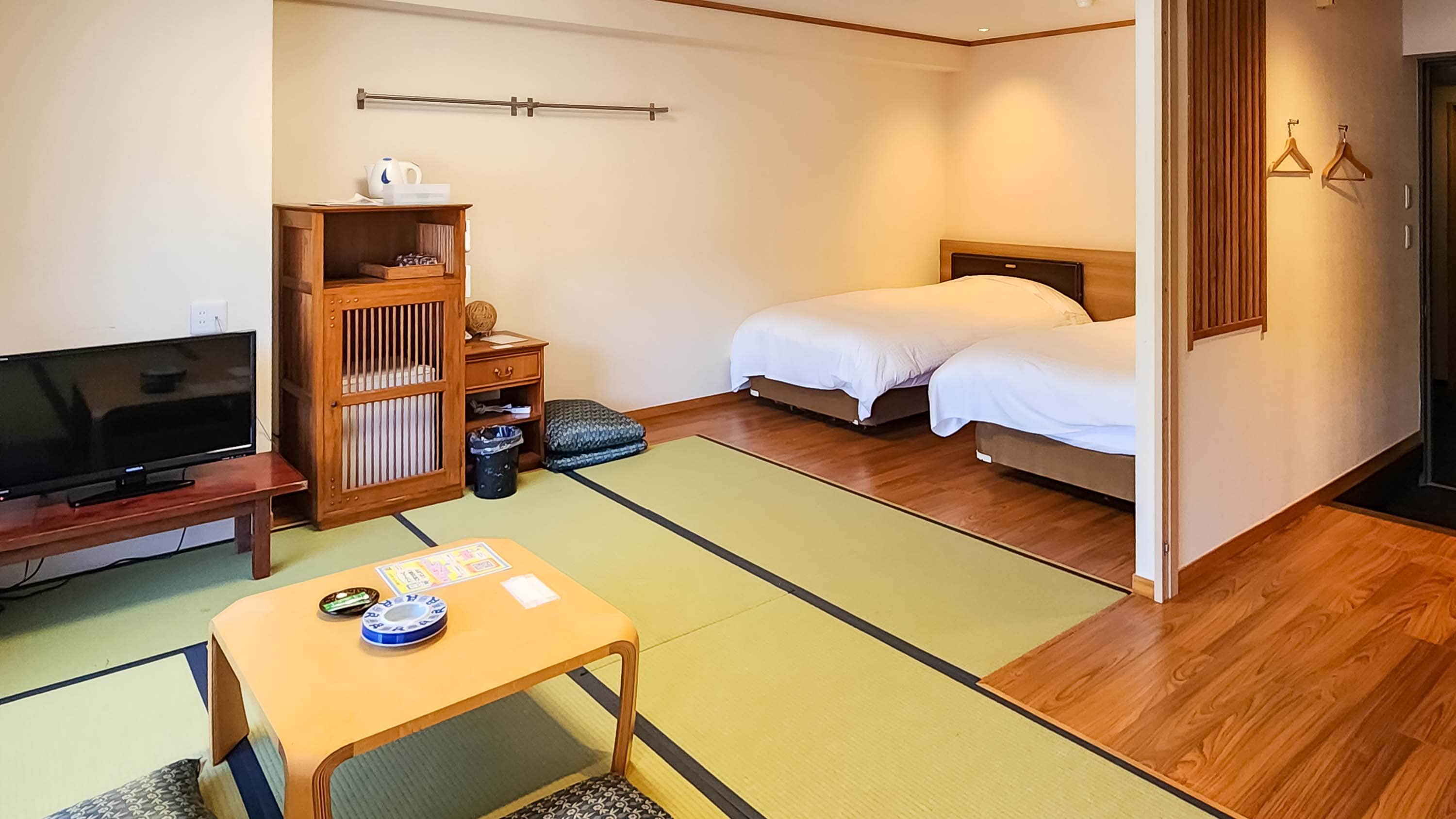 Japanese-Western style room