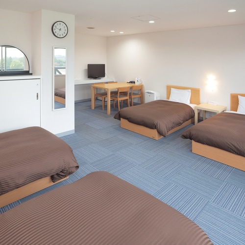 A four-person room renovated in February 2016. Accommodates up to six people (four beds, two extra beds).