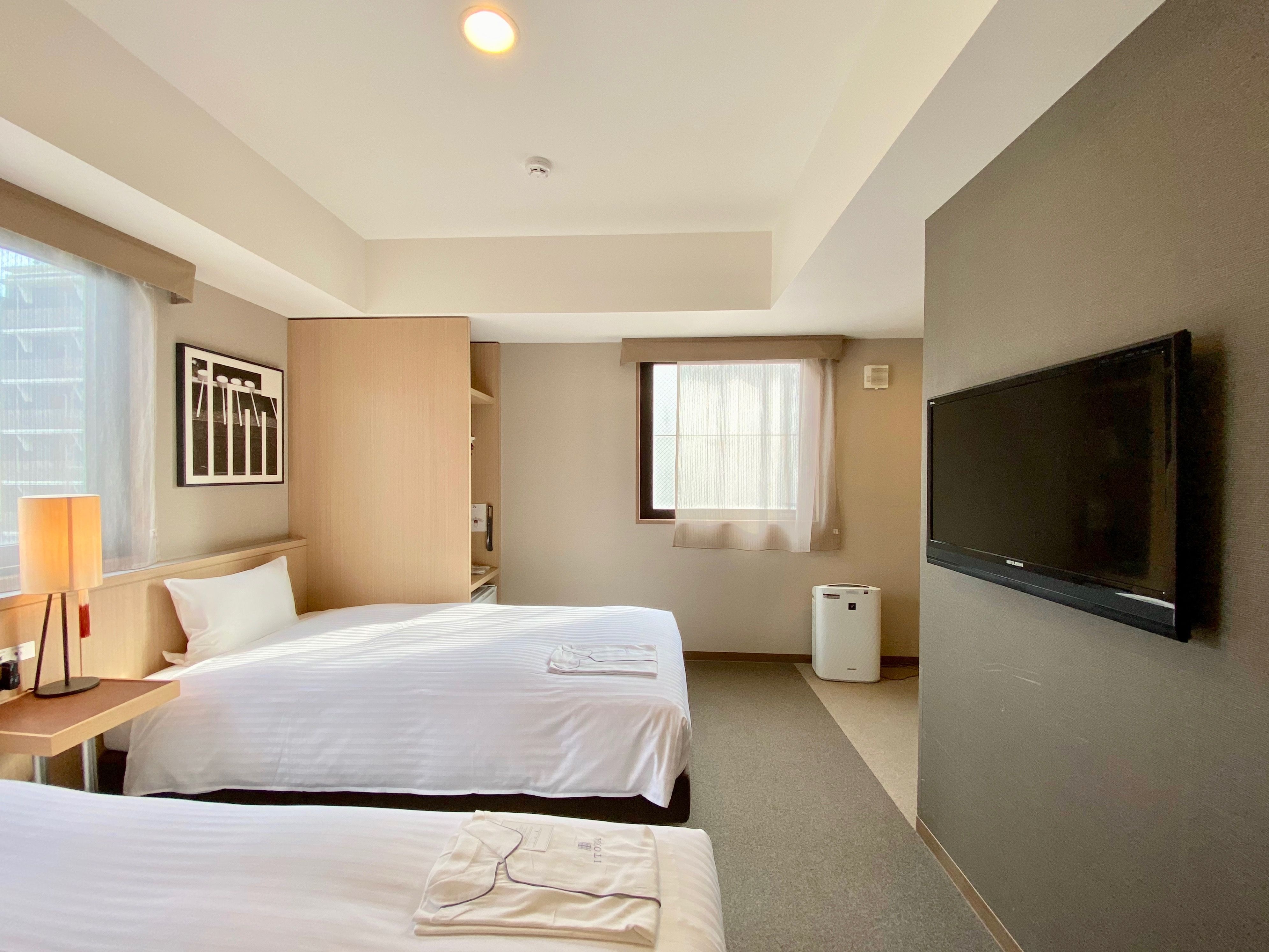 Superior Twin Room 07