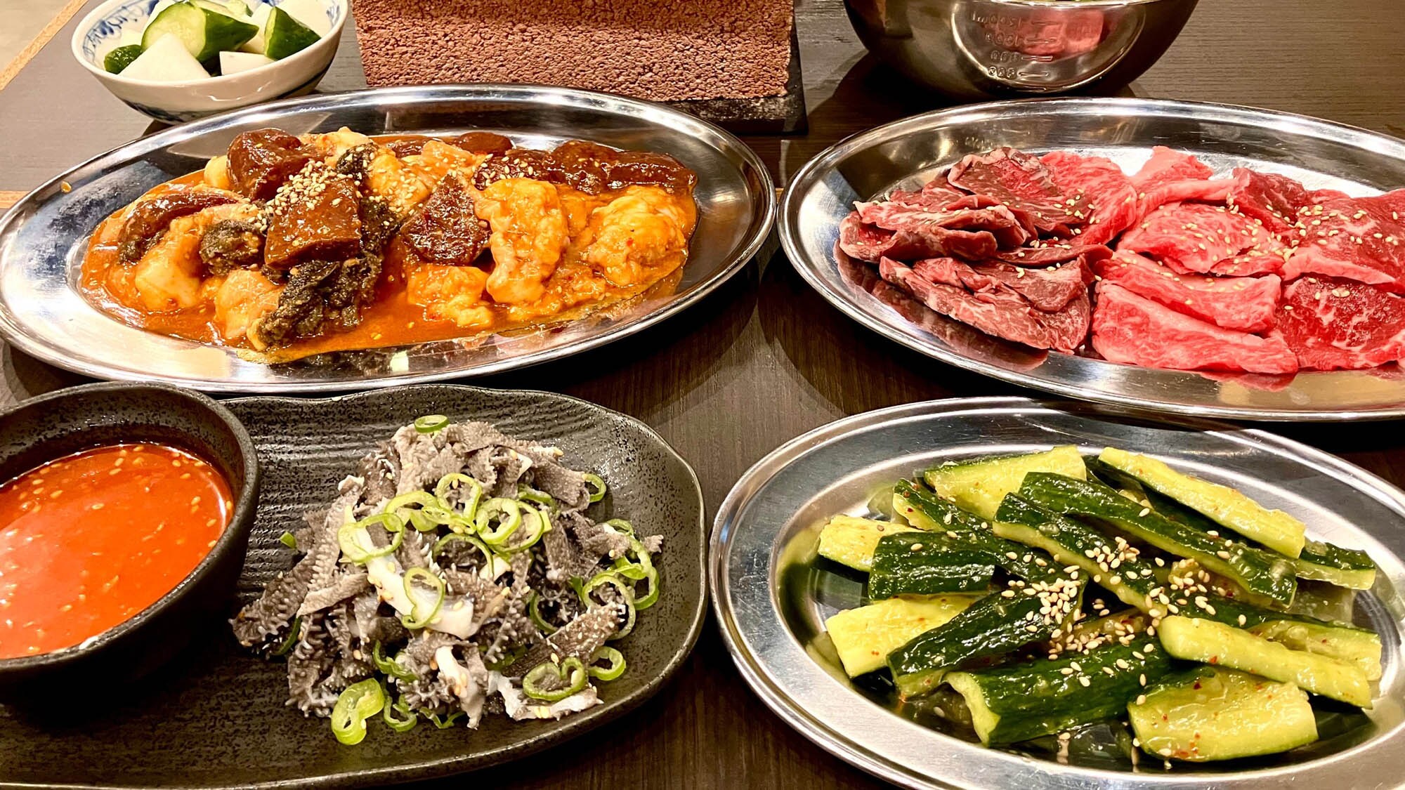・[Hormone grilled] A delicious assortment of meat♪ Enjoy it grilled to a crispy texture.