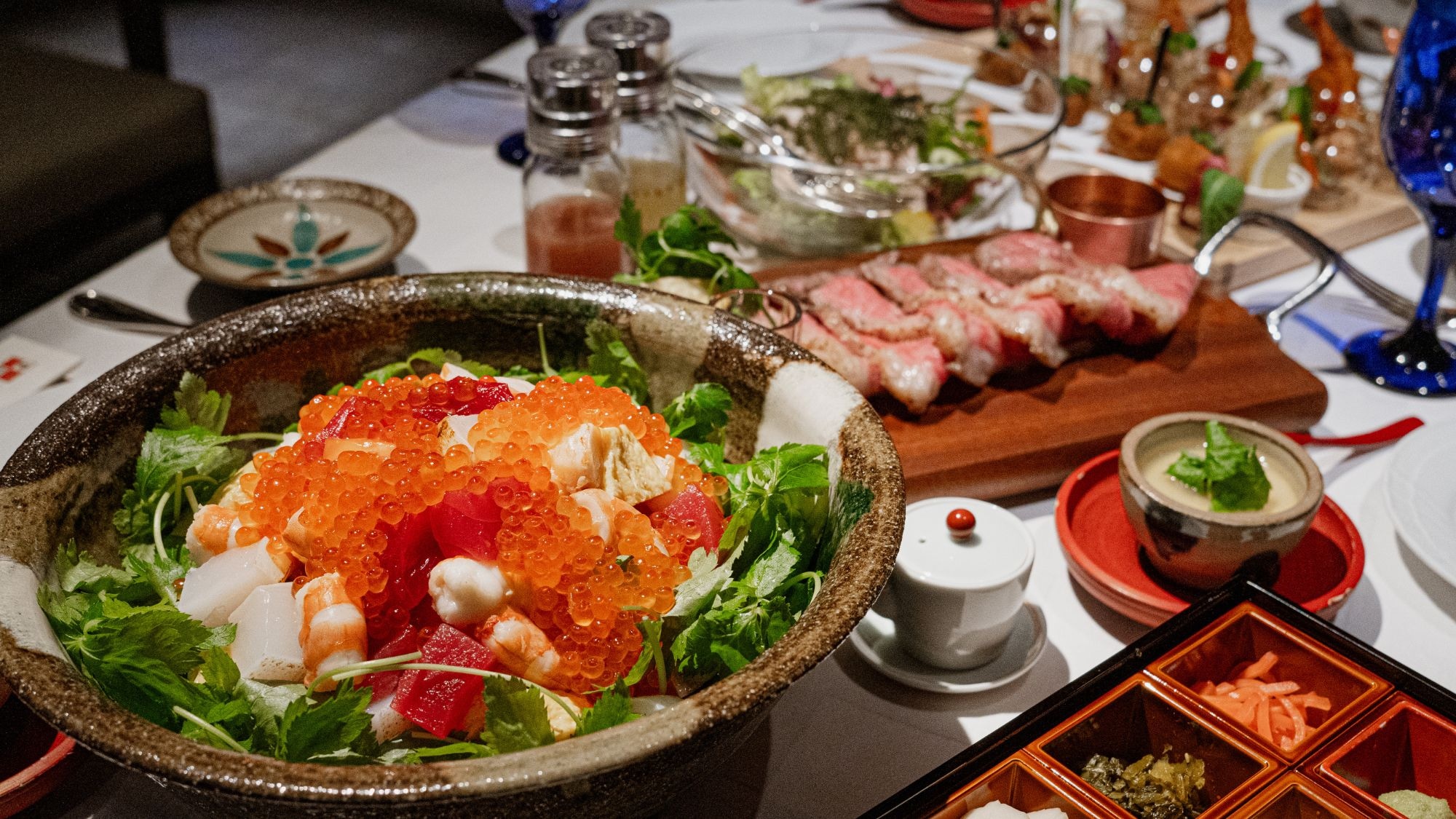 [Makan Malam/Makan di Kamar] Makan malam pesta kolaborasi Perancis, sushi, dan teppanyaki