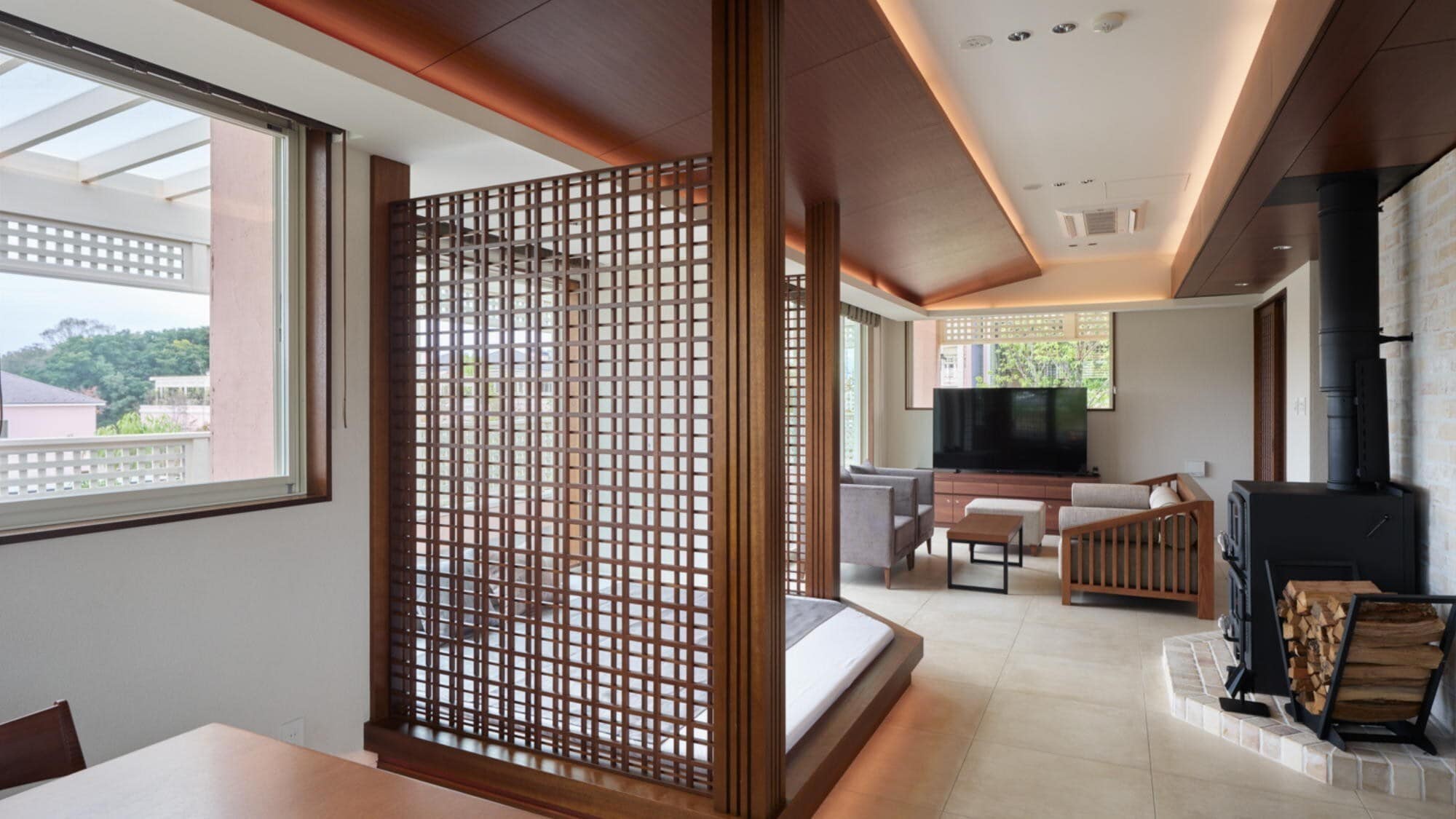 [Deluxe Suite 121 square meters] Guest room image