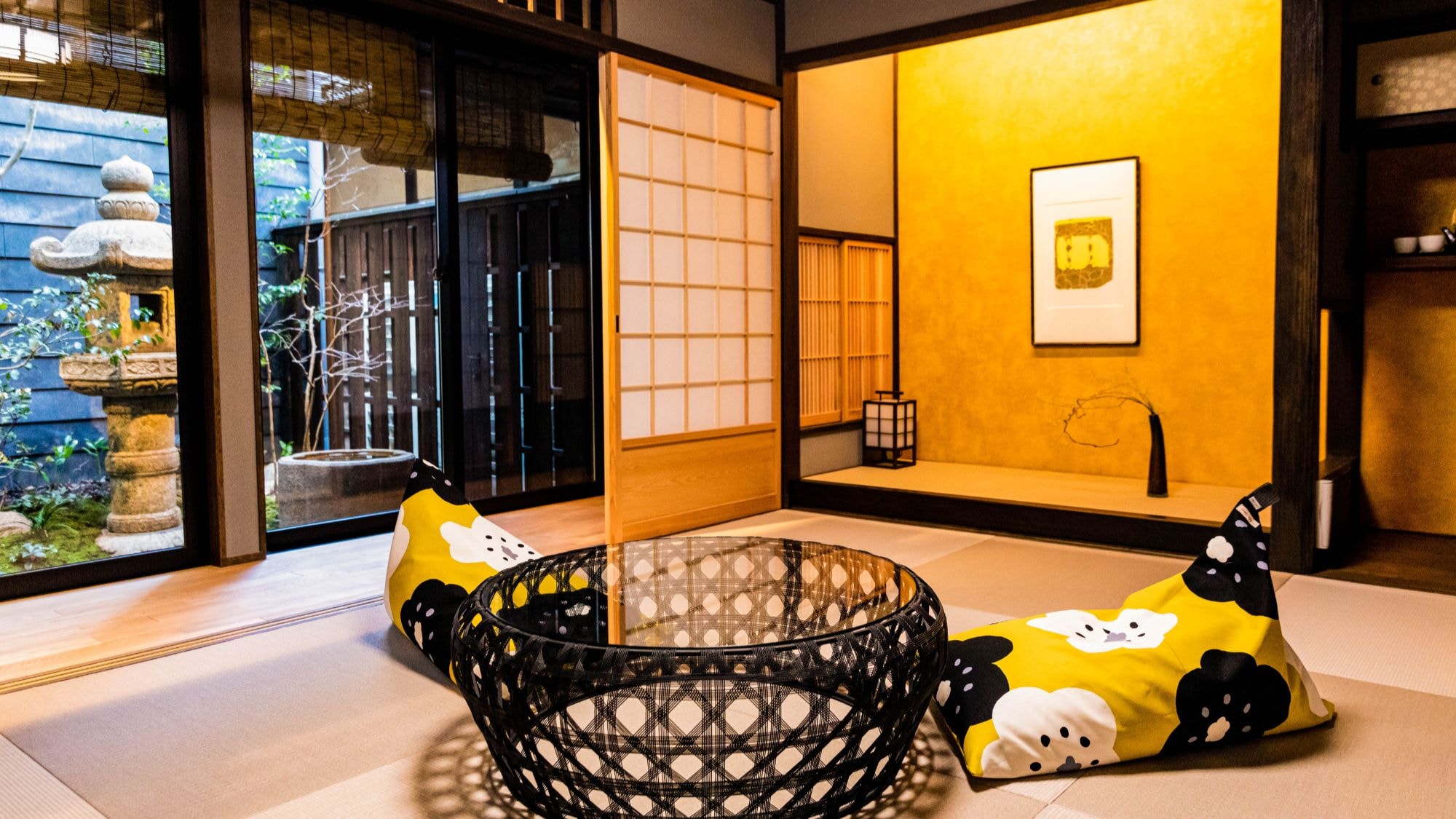 [Annex] MACHIYA Room (Japanese-style room with small garden)