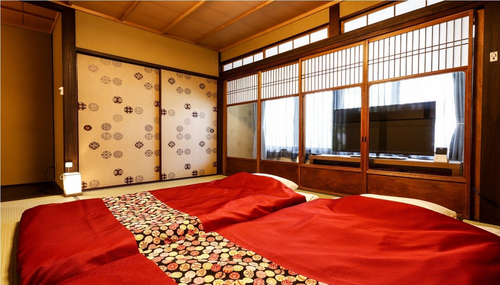 我们在 Maisonette Asano 大厦二楼设有一间 Airweave 日式客房。