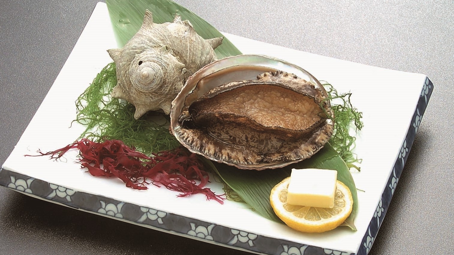 Grilled abalone (image)