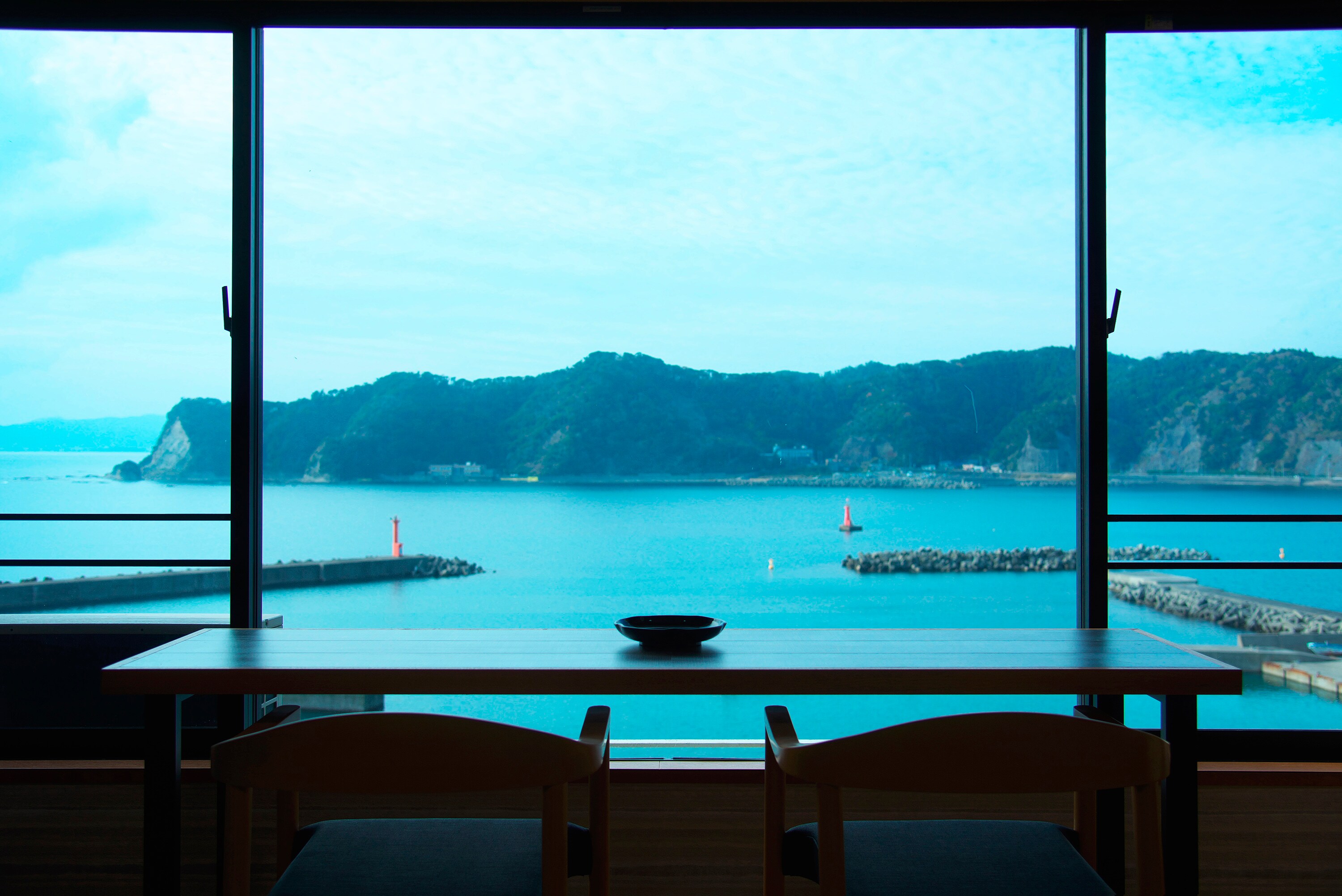 Japanese-style room, Japanese-style modern room type B (8 tatami mat Japanese-style room + twin) Please relax in our newly renovated guest room.