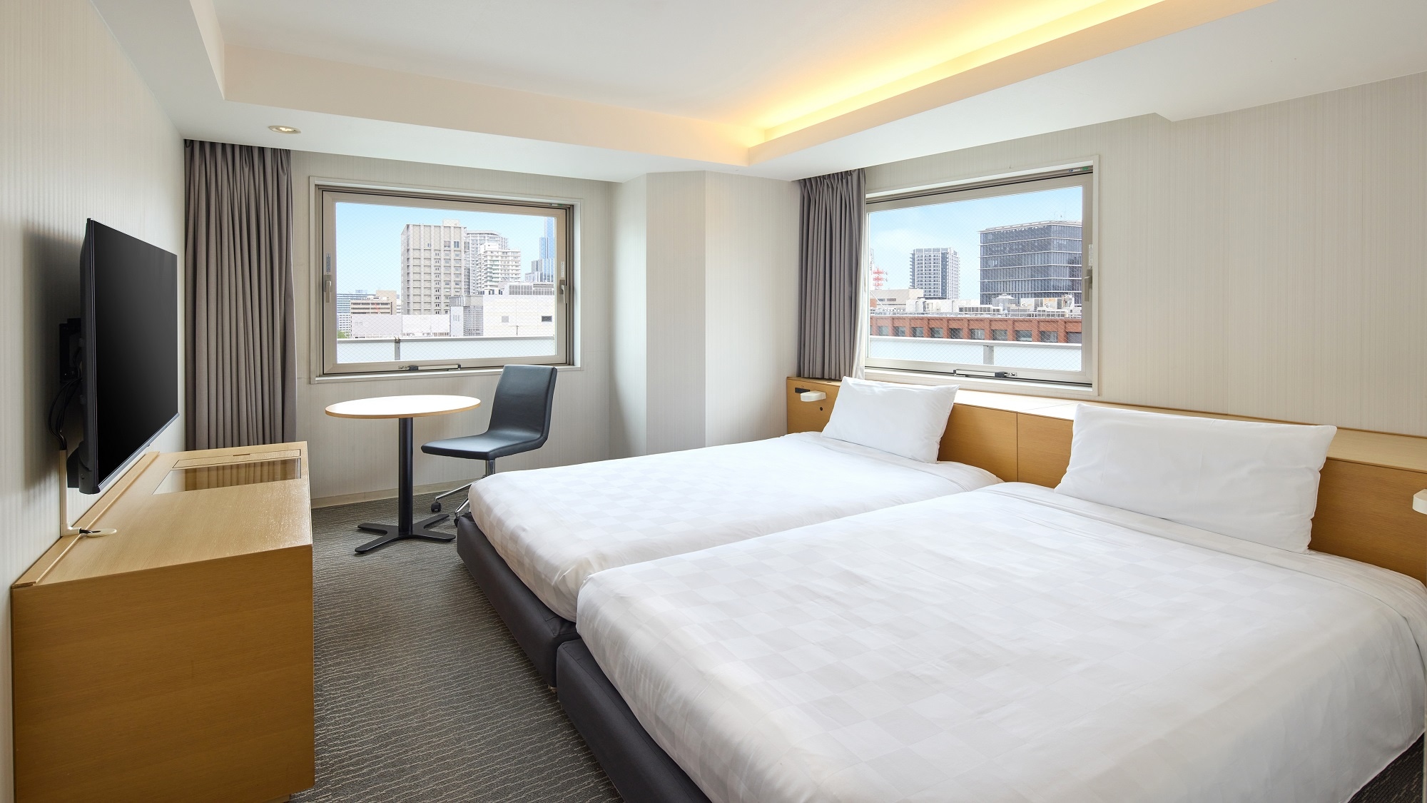 Non-smoking superior twin room ■ 22.6㎡ ■ Bed width 120cm ■ Unit bath