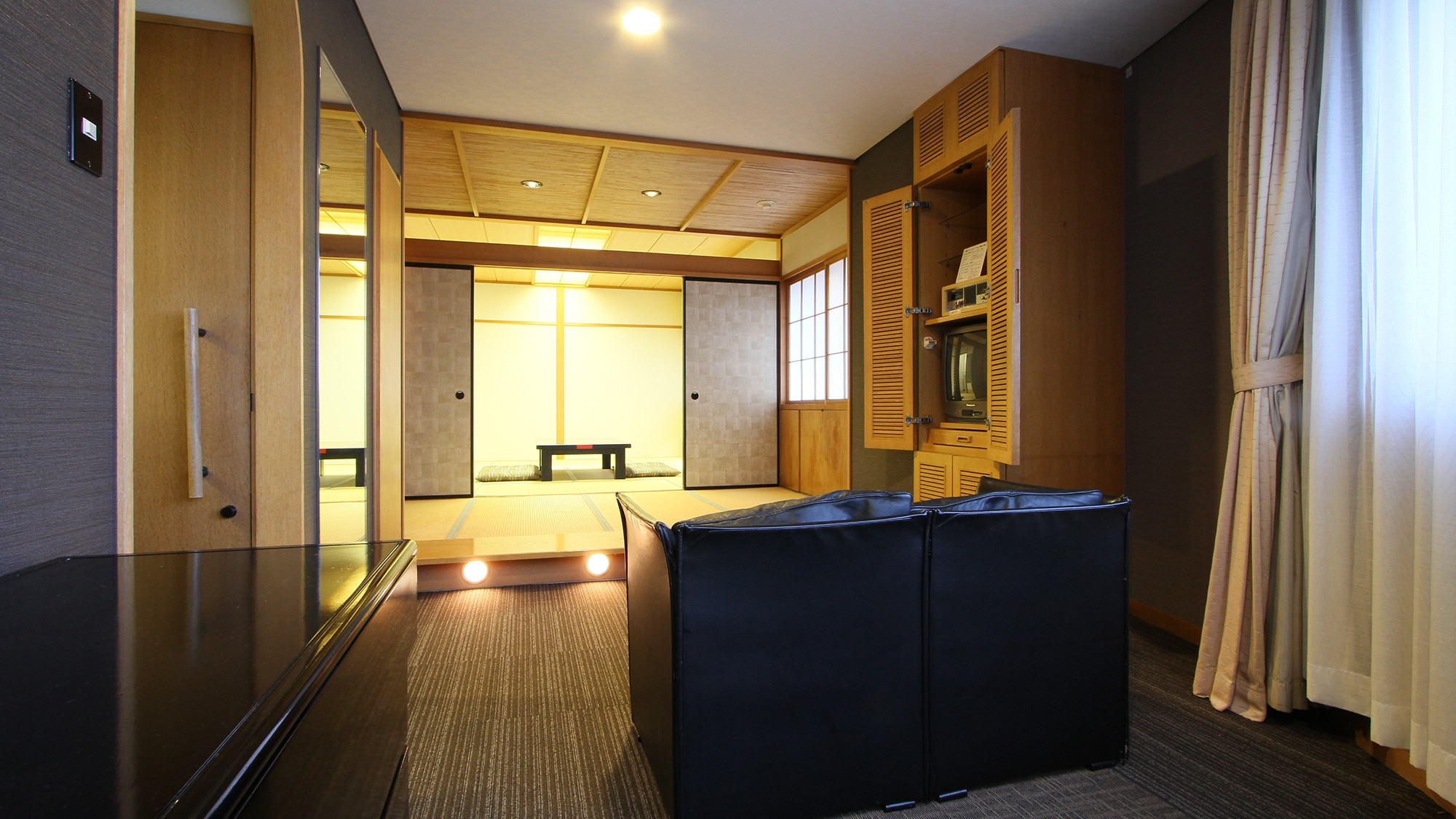 ◇ No smoking ◇ Japanese-style room [8 tatami mats] [1-4 people]
